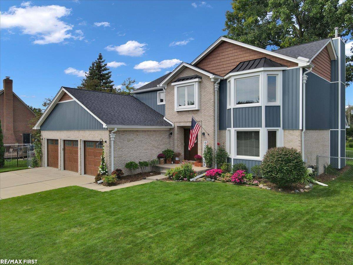 Harrison Twp, MI 48045,39663 Southpointe