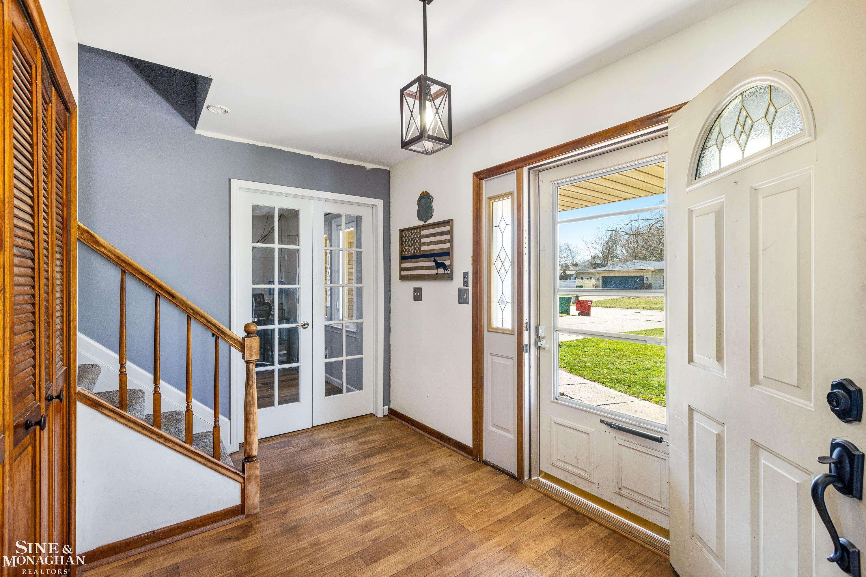 Harrison Twp, MI 48045,39154 Cloverleaf