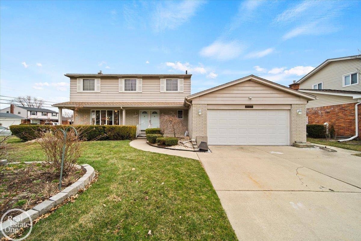 Harrison Twp, MI 48045,38576 Foxcroft