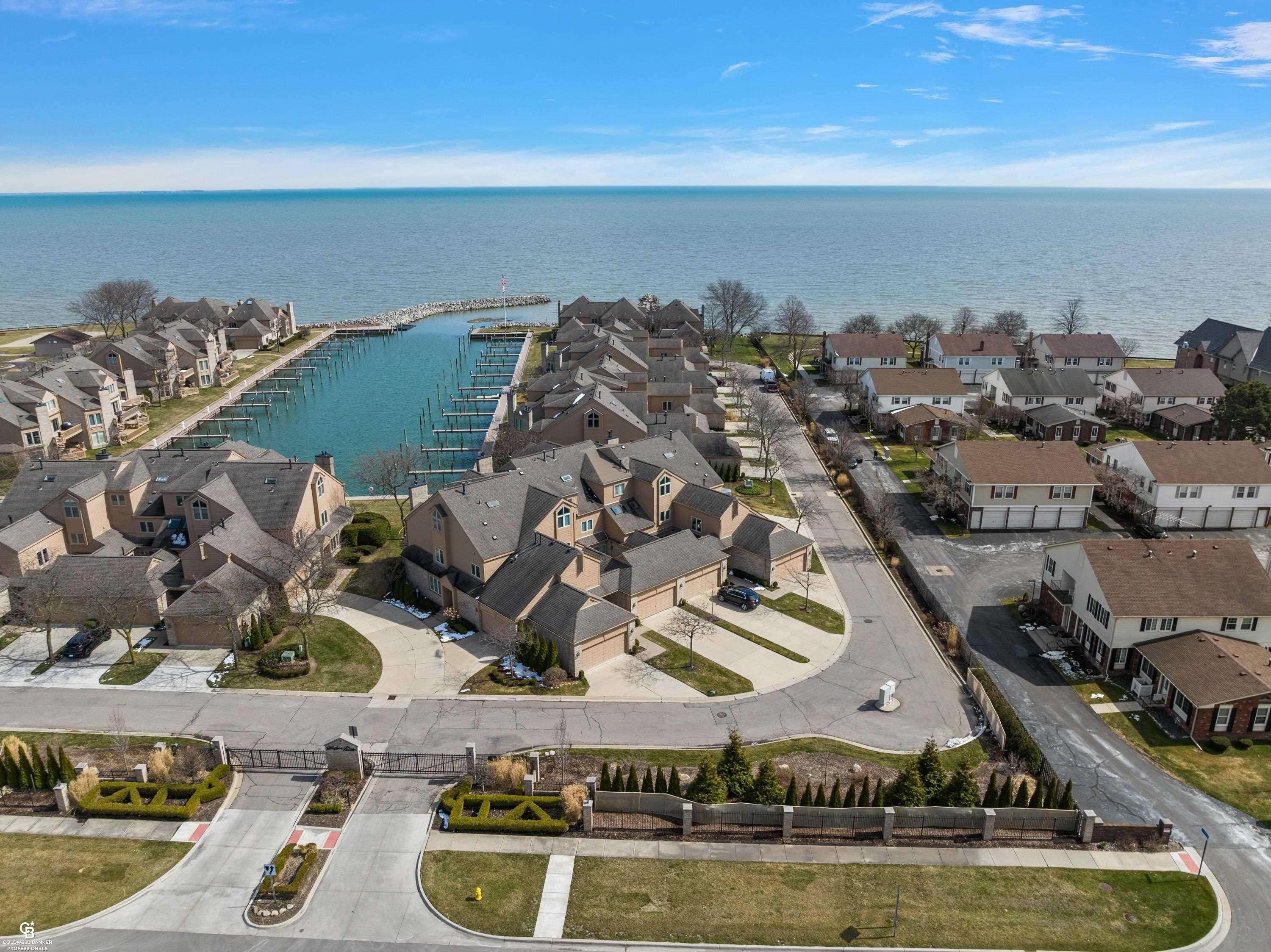 Harrison Twp, MI 48045,26050 Harbour Pointe south DR