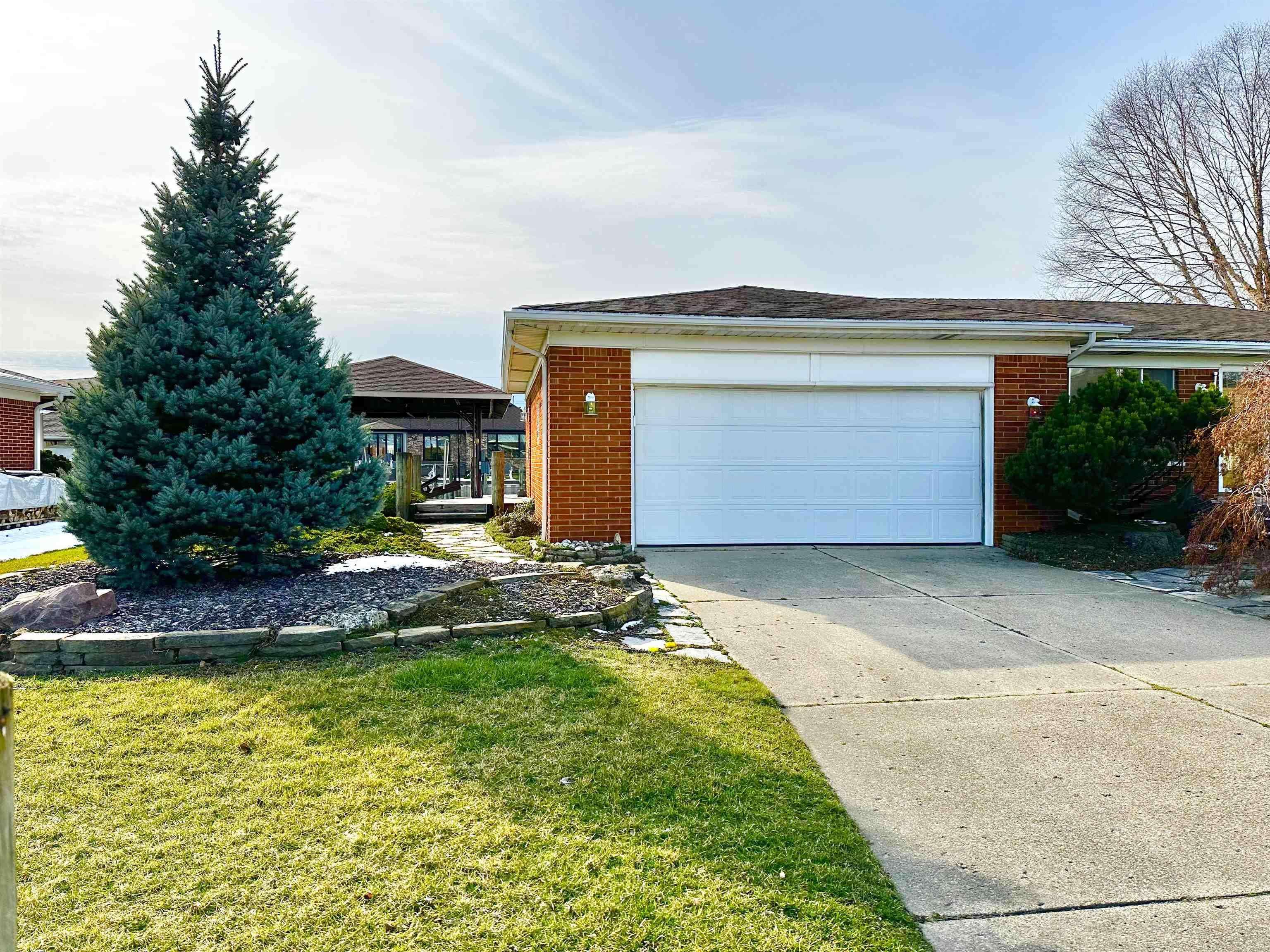 Harrison Twp, MI 48045,38051 Seaway Ct