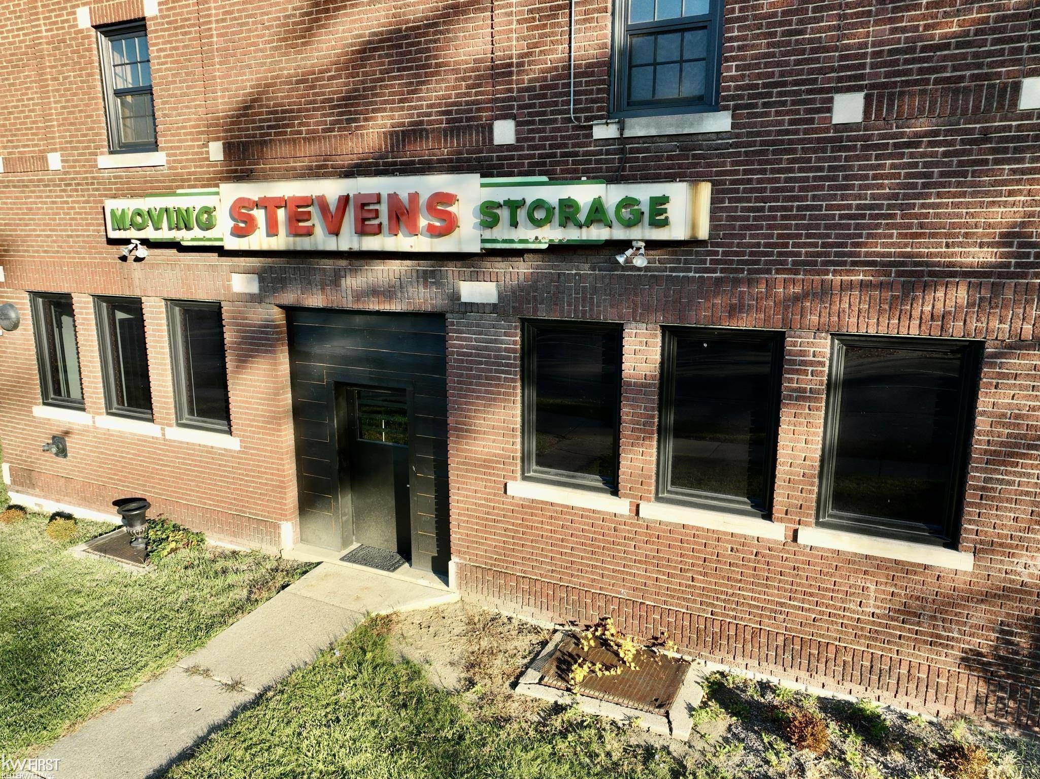 Flint, MI 48506,1273 Broadway BLVD