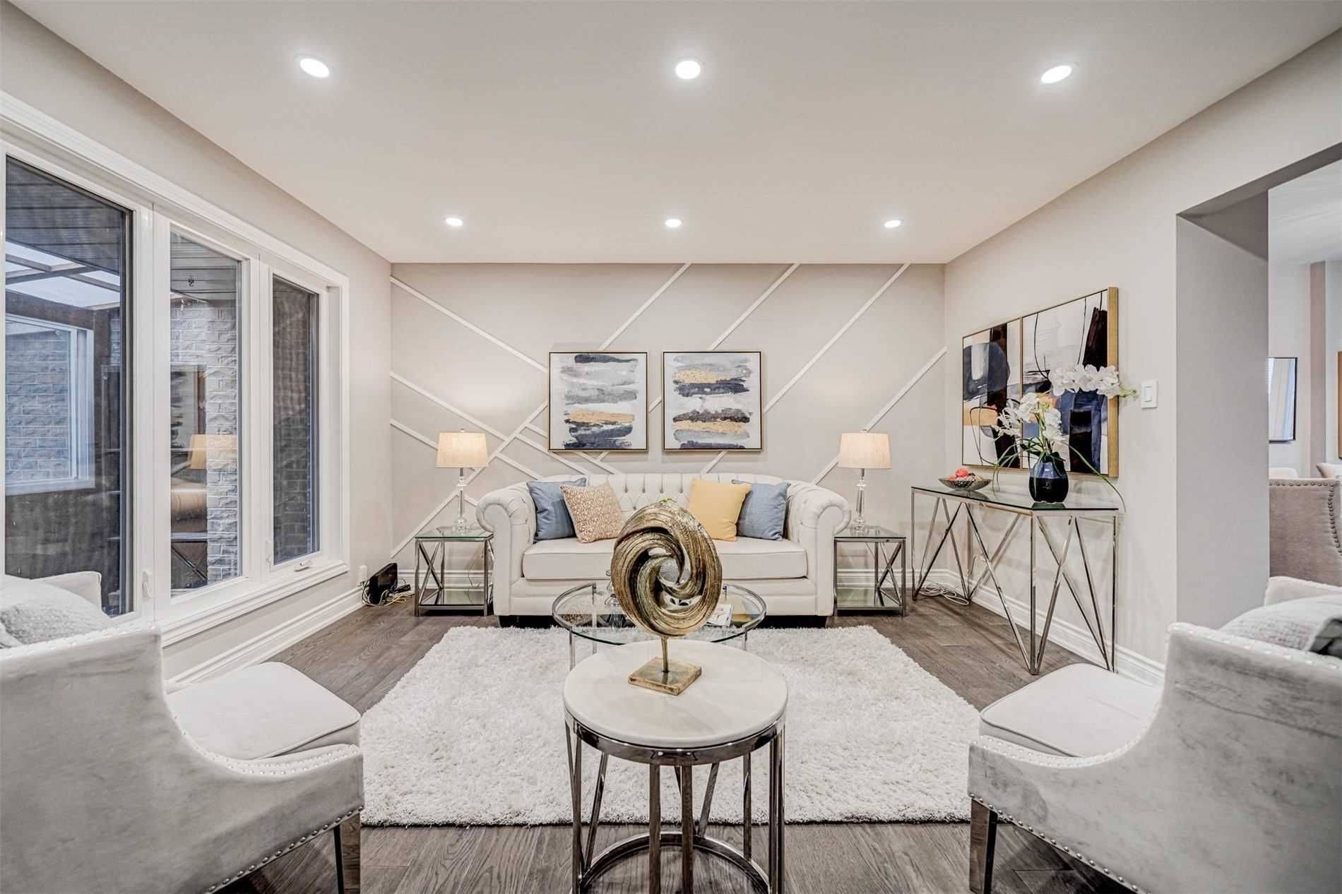 Toronto E07, ON M1V 2H6,14 Grenbeck DR