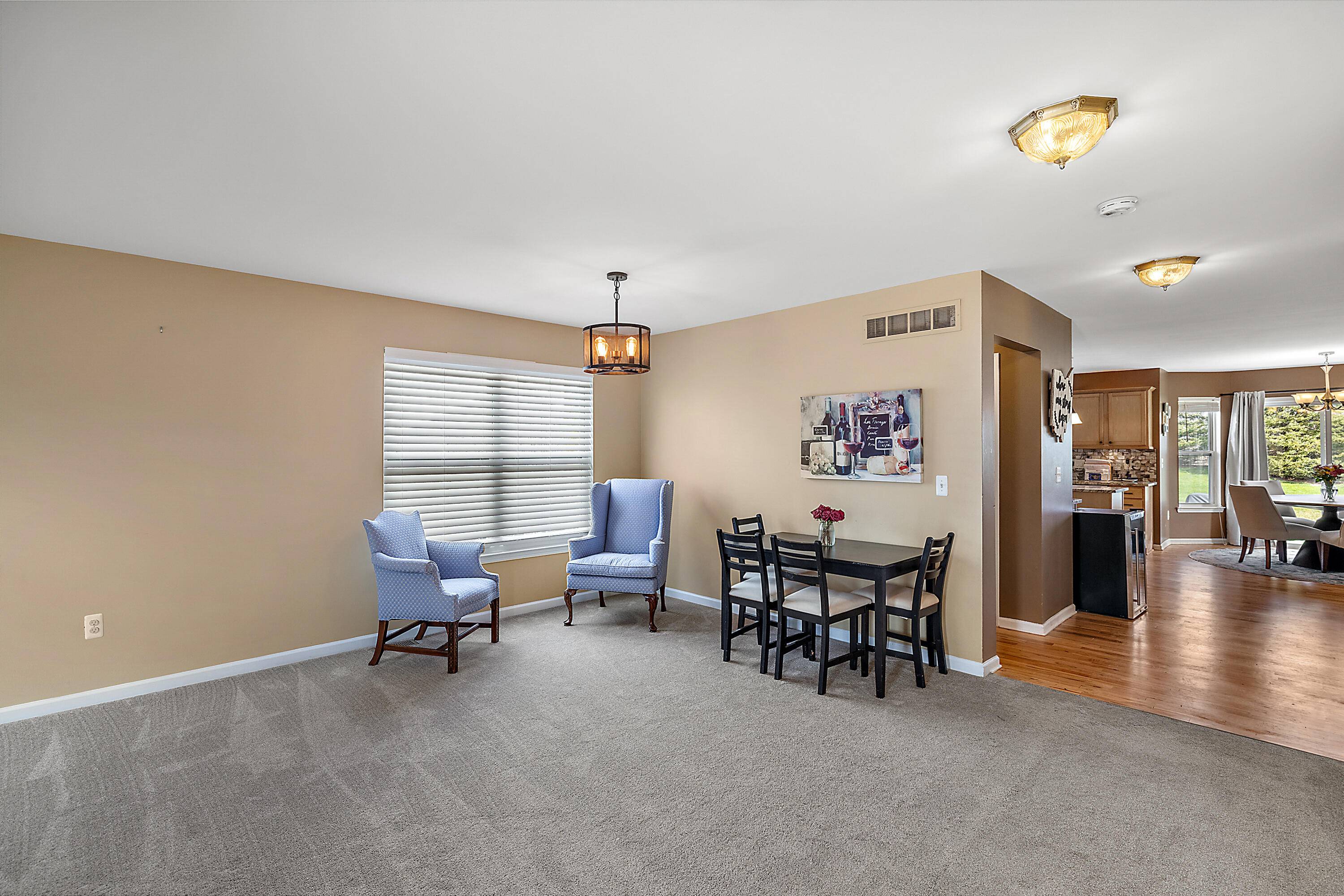 Ypsilanti, MI 48198,8717 Barrington