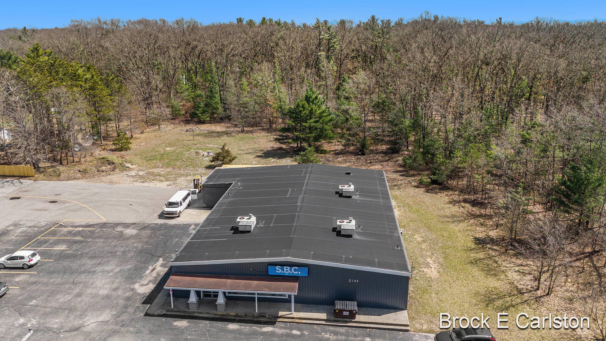 Muskegon, MI 49445,2144 Whitehall RD