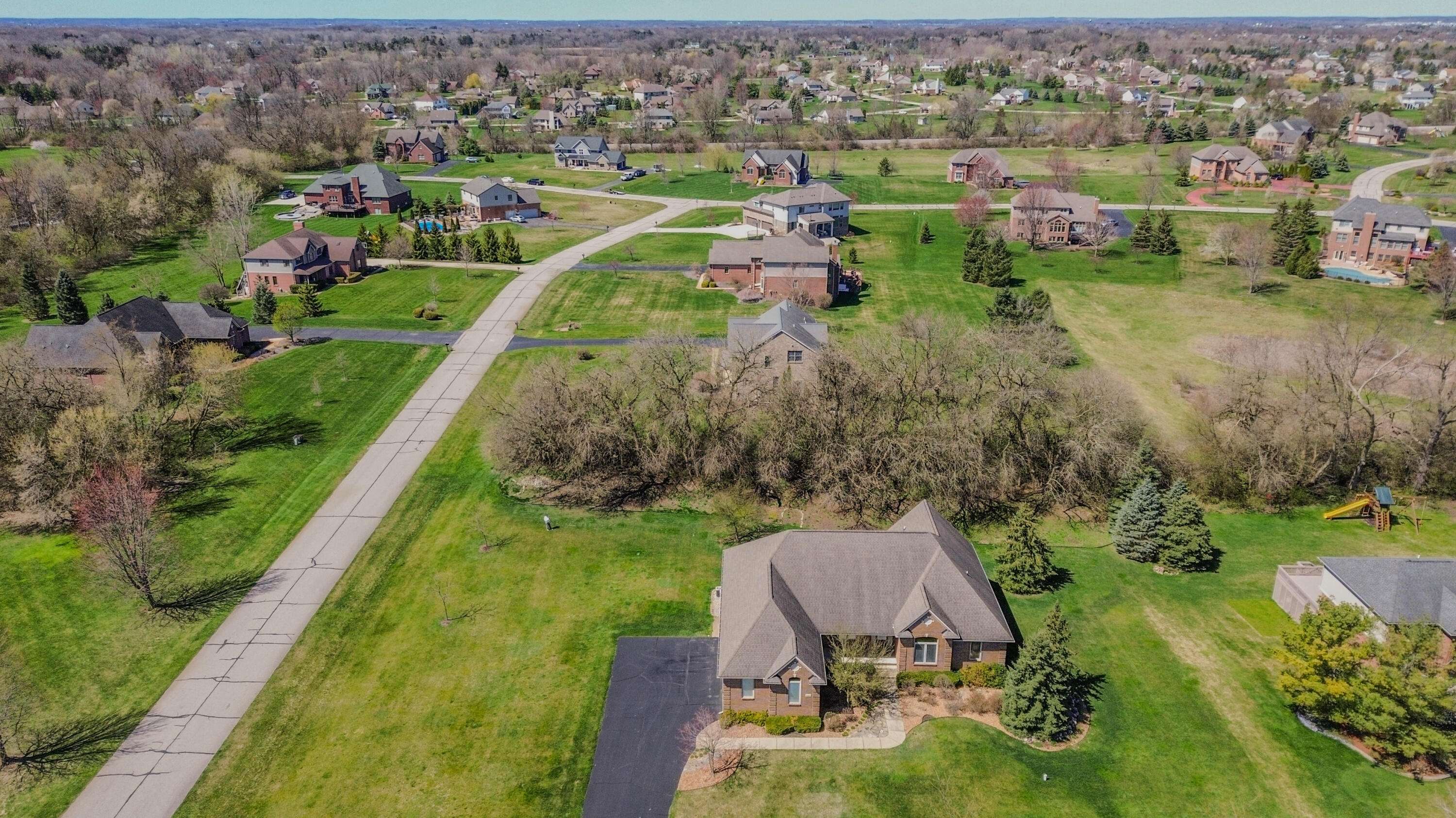 Saline, MI 48176,9042 McKendry DR