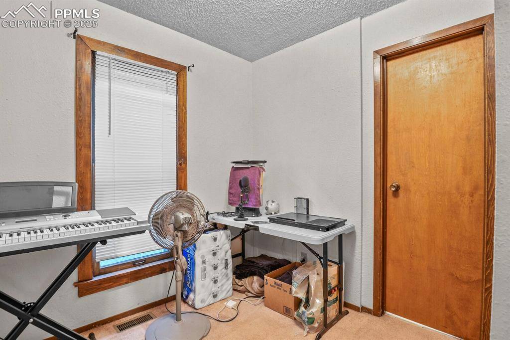 Colorado Springs, CO 80903,710 & 712 E Boulder ST