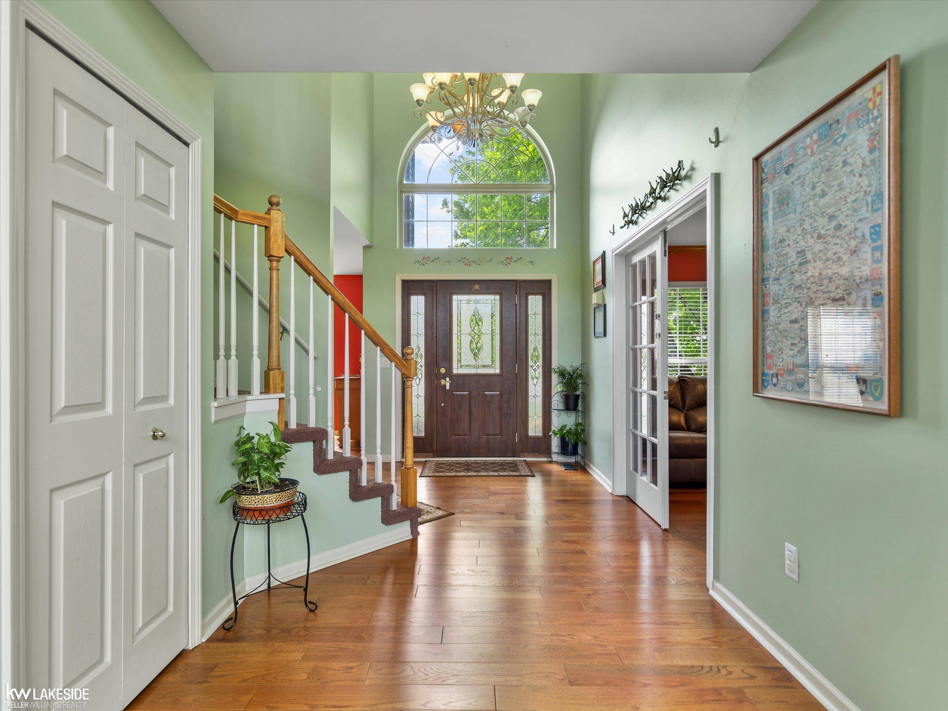 Harrison Twp, MI 48045,39190 Devonshire