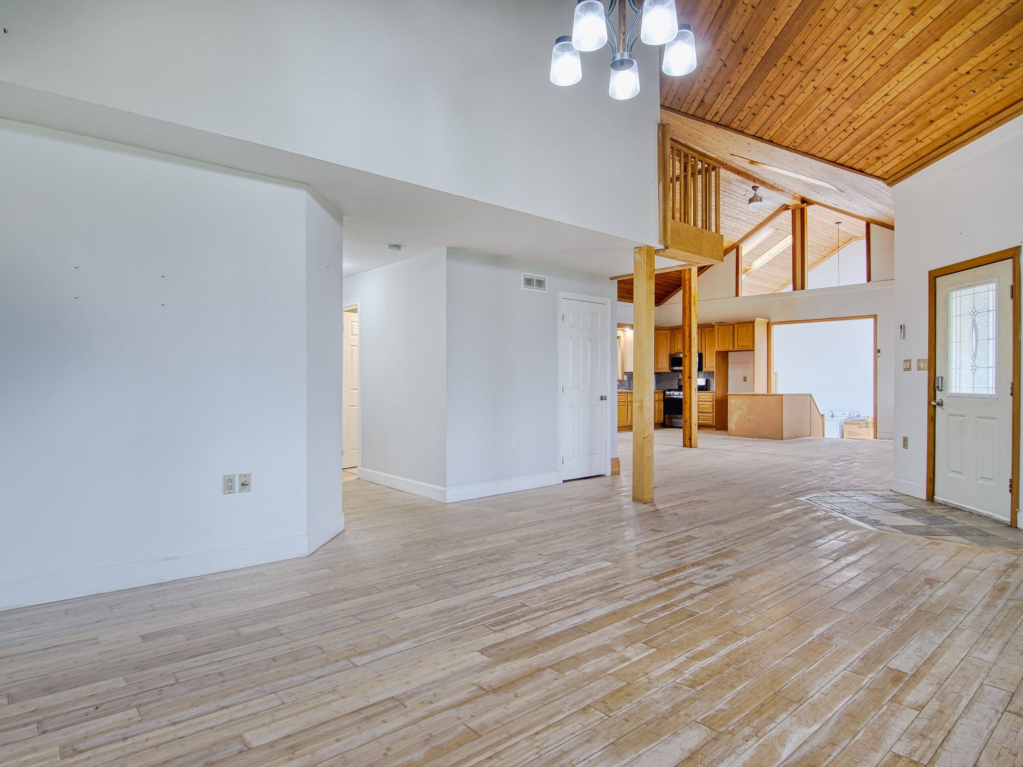 Wainfleet, ON L0S 1V0,33260 PETTIT RD