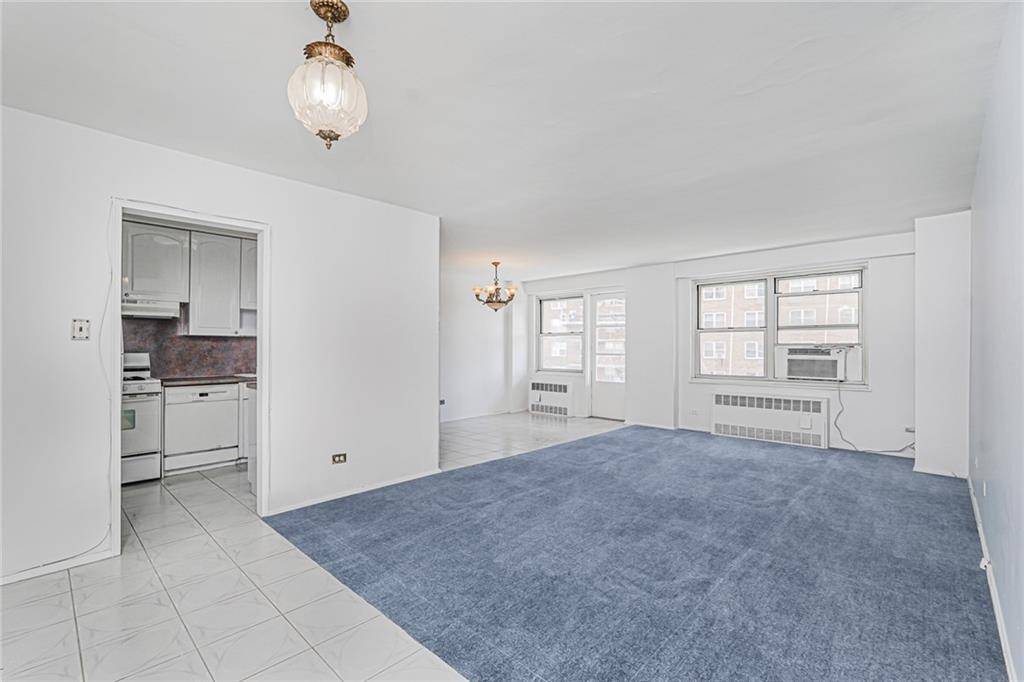 Brooklyn, NY 11214,1935 Shore Pkwy #9F