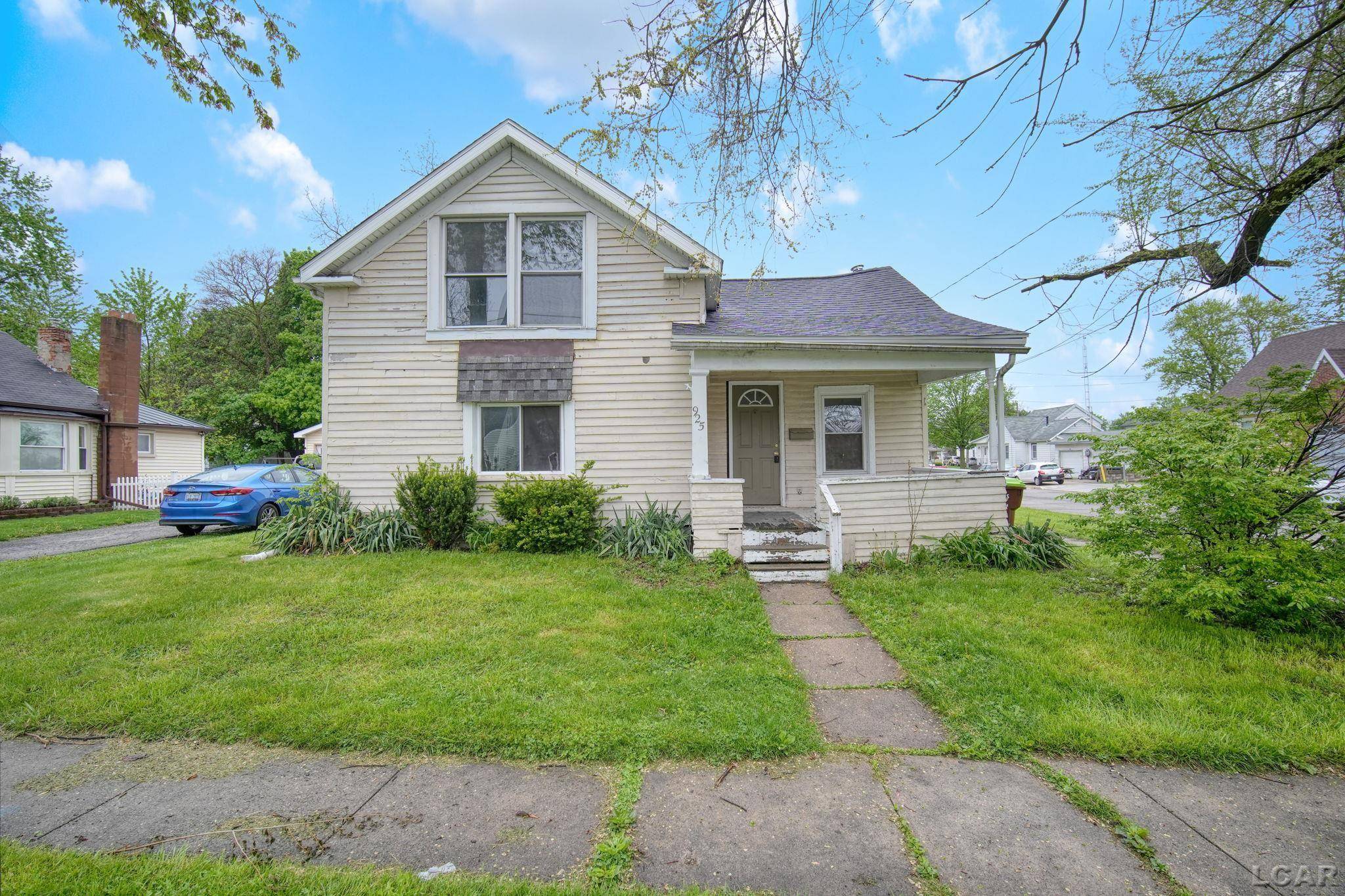 Adrian, MI 49221,925 Frank ST
