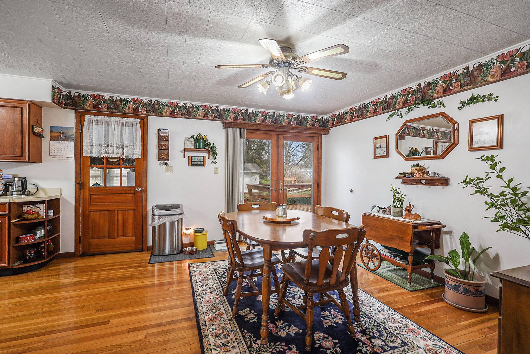 Casnovia, MI 49318,65 East ST