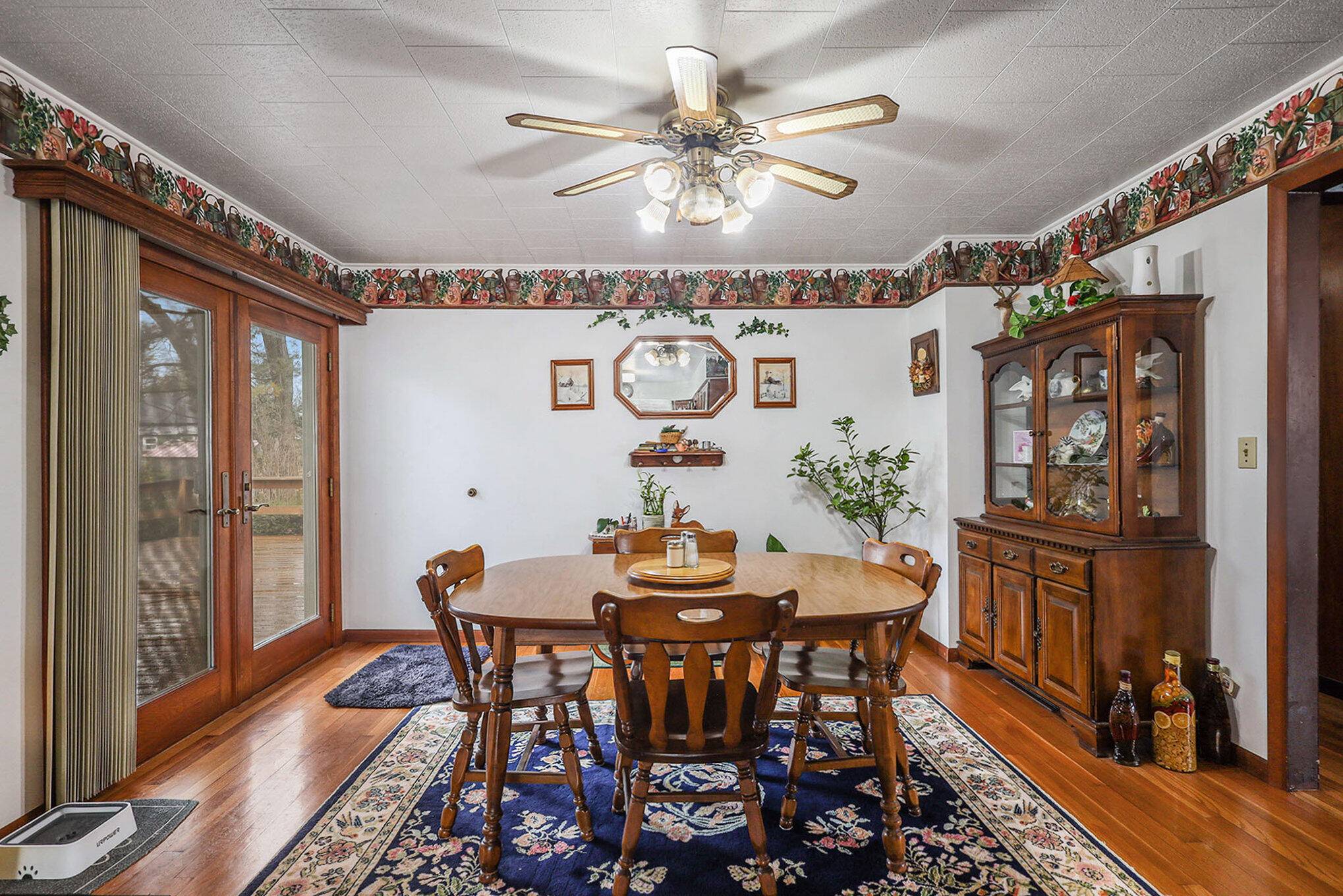 Casnovia, MI 49318,65 East ST