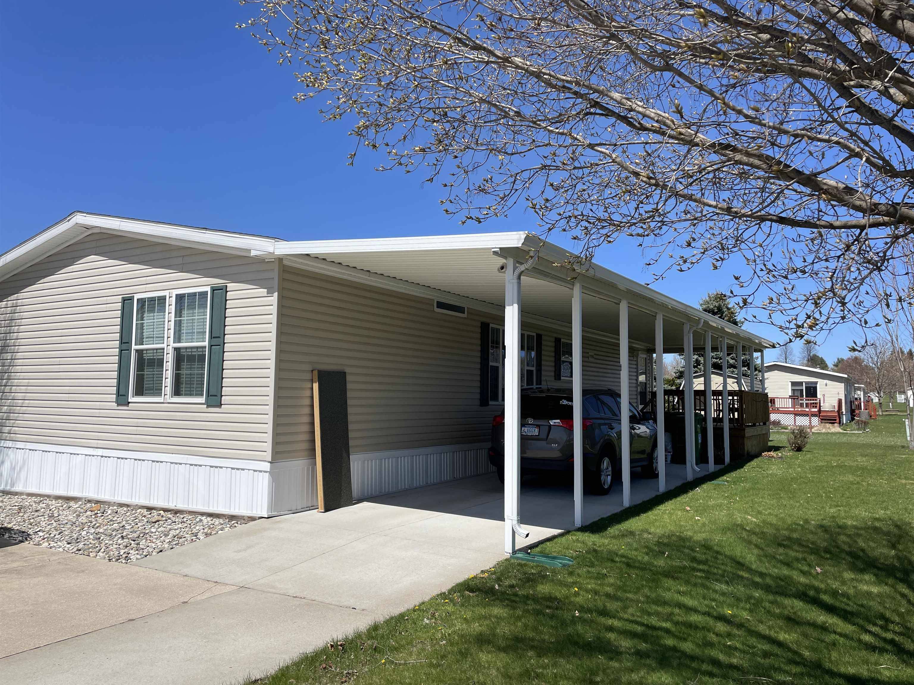 Cadillac, MI 49601,382 Farm