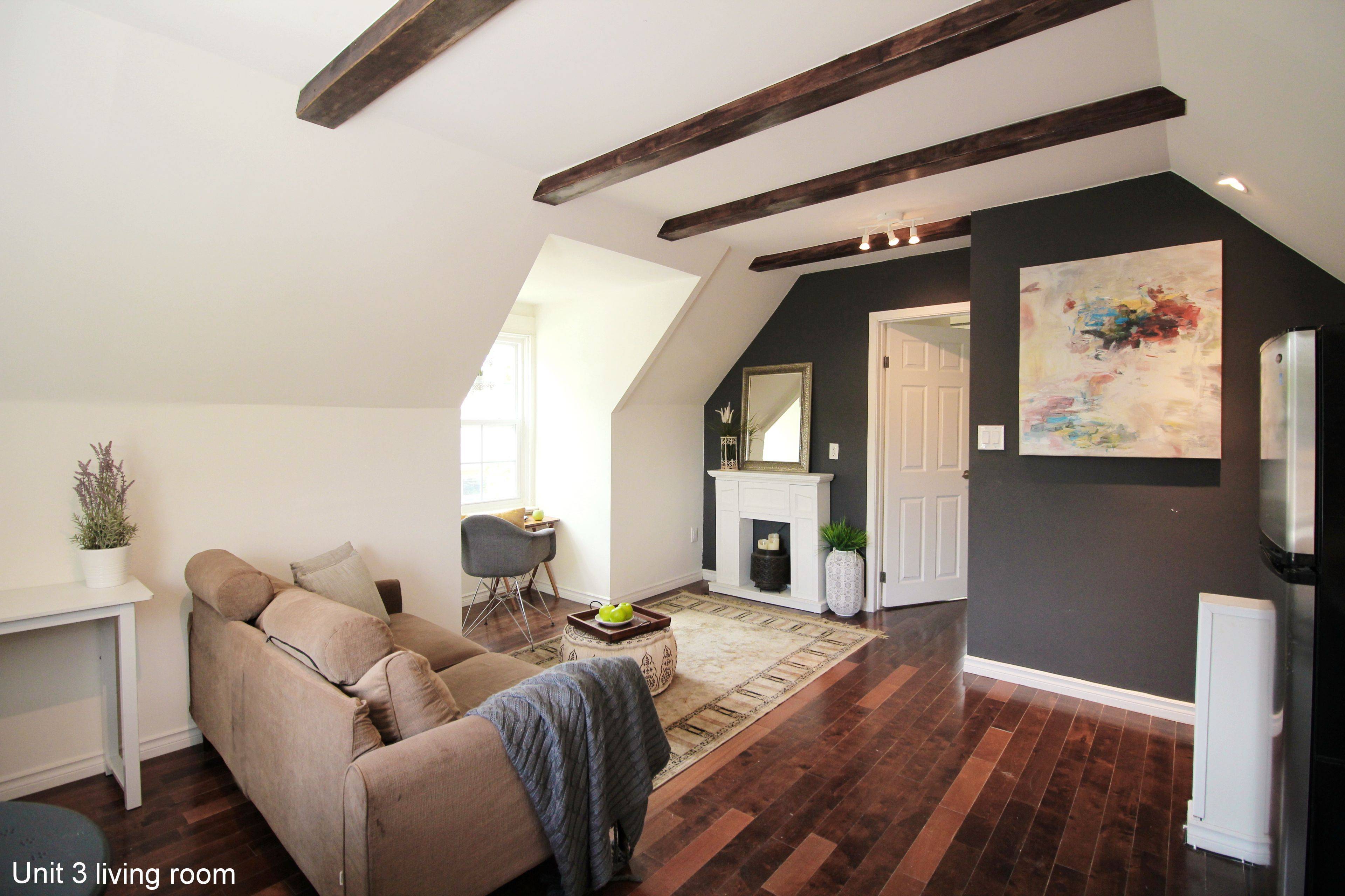 Toronto E02, ON M4L 3J9,117 Bellhaven RD #3rd Flr