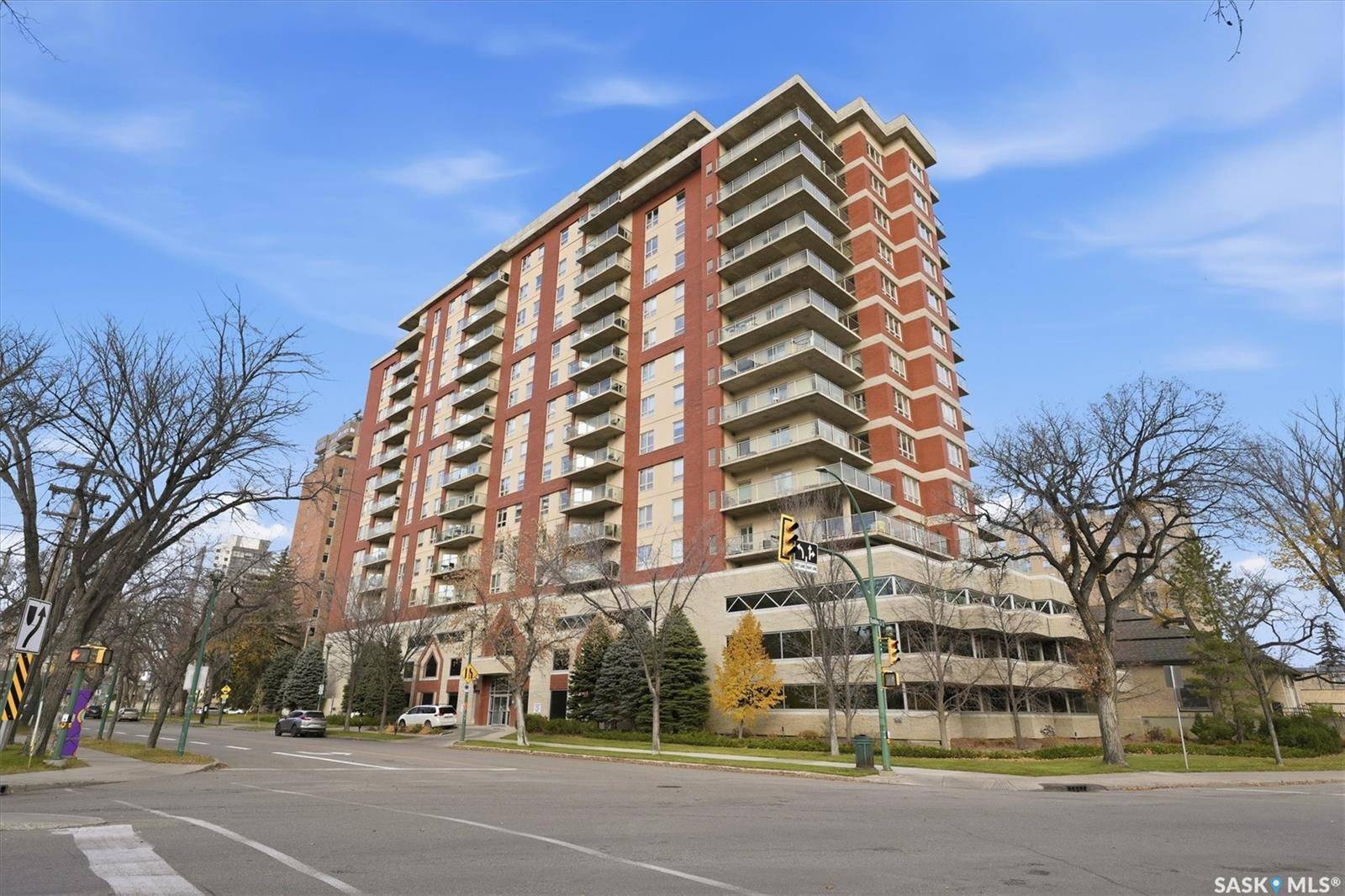 Saskatoon, SK S7K 0G8,902 Spadina CRESCENT E #702