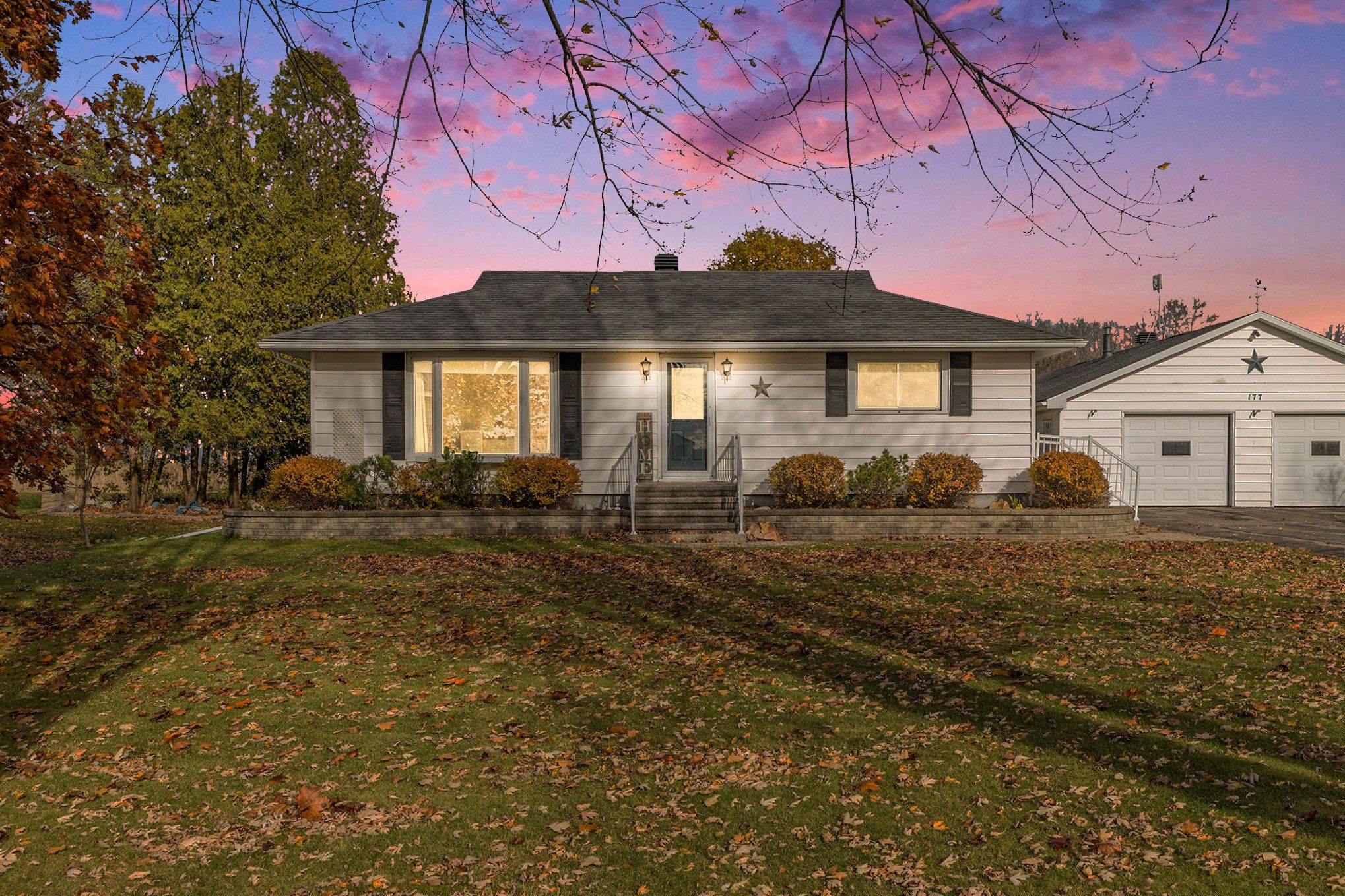 Elizabethtown-kitley, ON K0E 1H0,177 County Road 29 RD