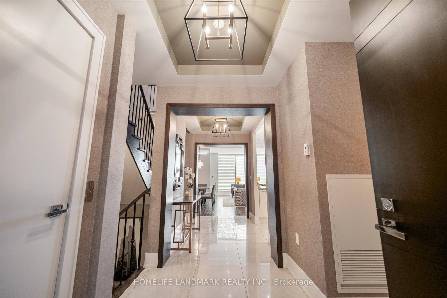 Toronto C08, ON M5E 0A4,29 Queens Quay E #TH102