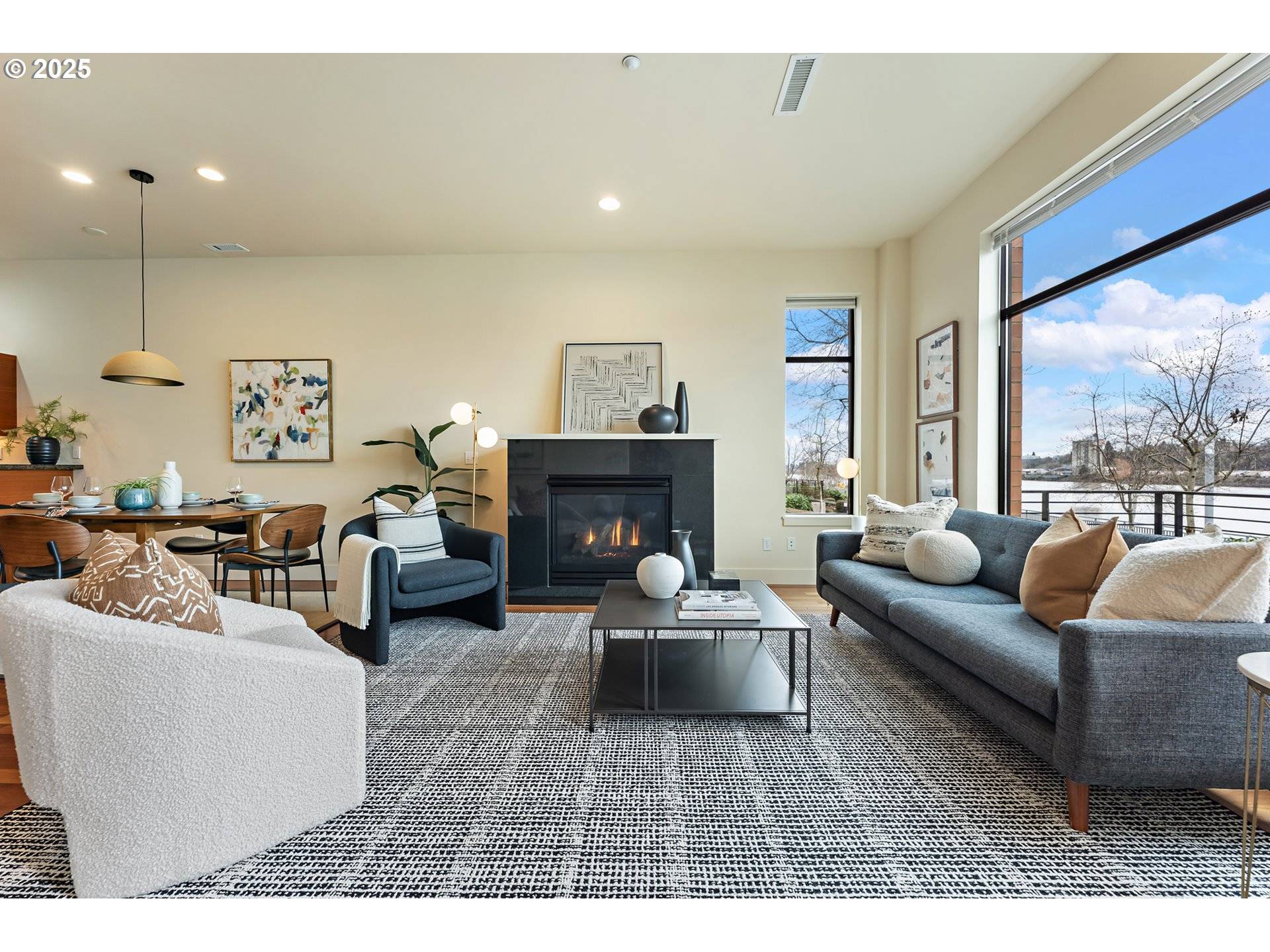 Portland, OR 97209,1660 NW Riverscape Dr