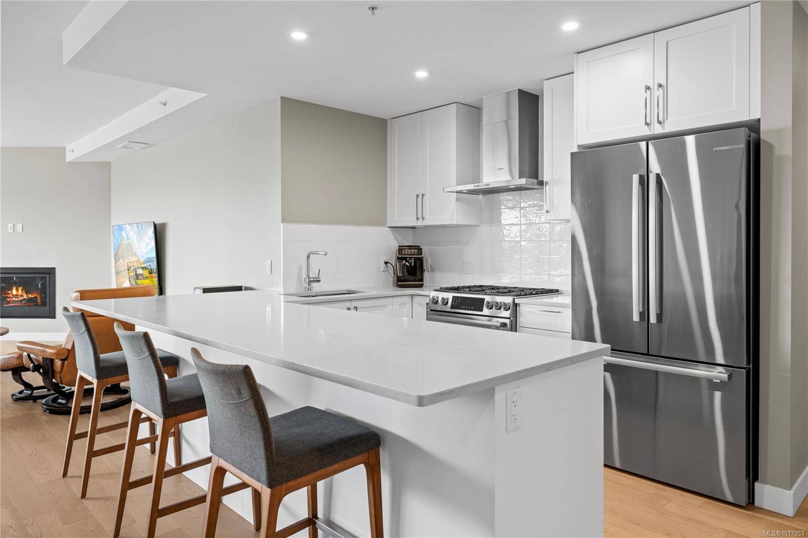 Nanoose Bay, BC V9P 9K1,3529 Dolphin Dr #202