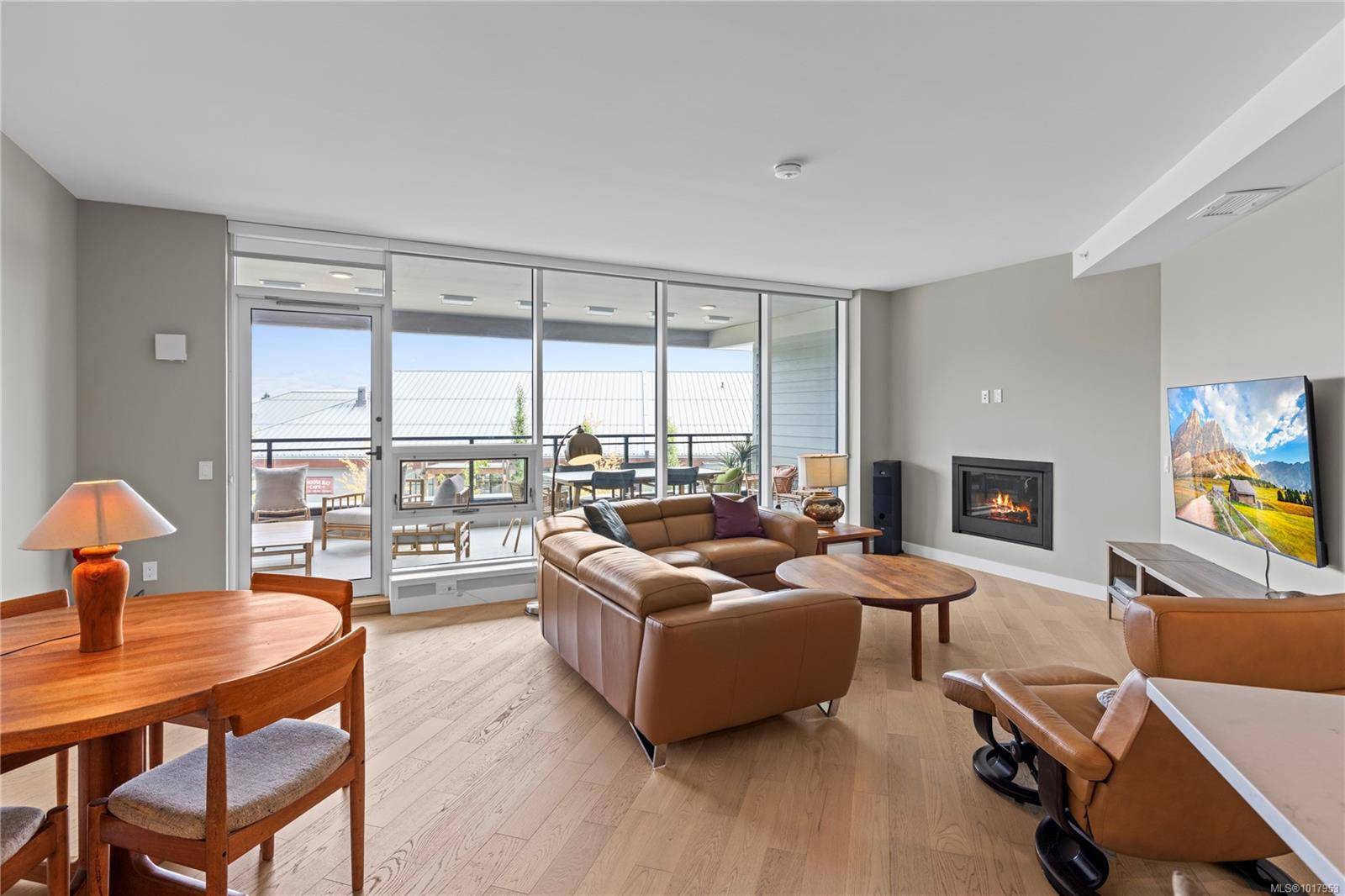 Nanoose Bay, BC V9P 9K1,3529 Dolphin Dr #202