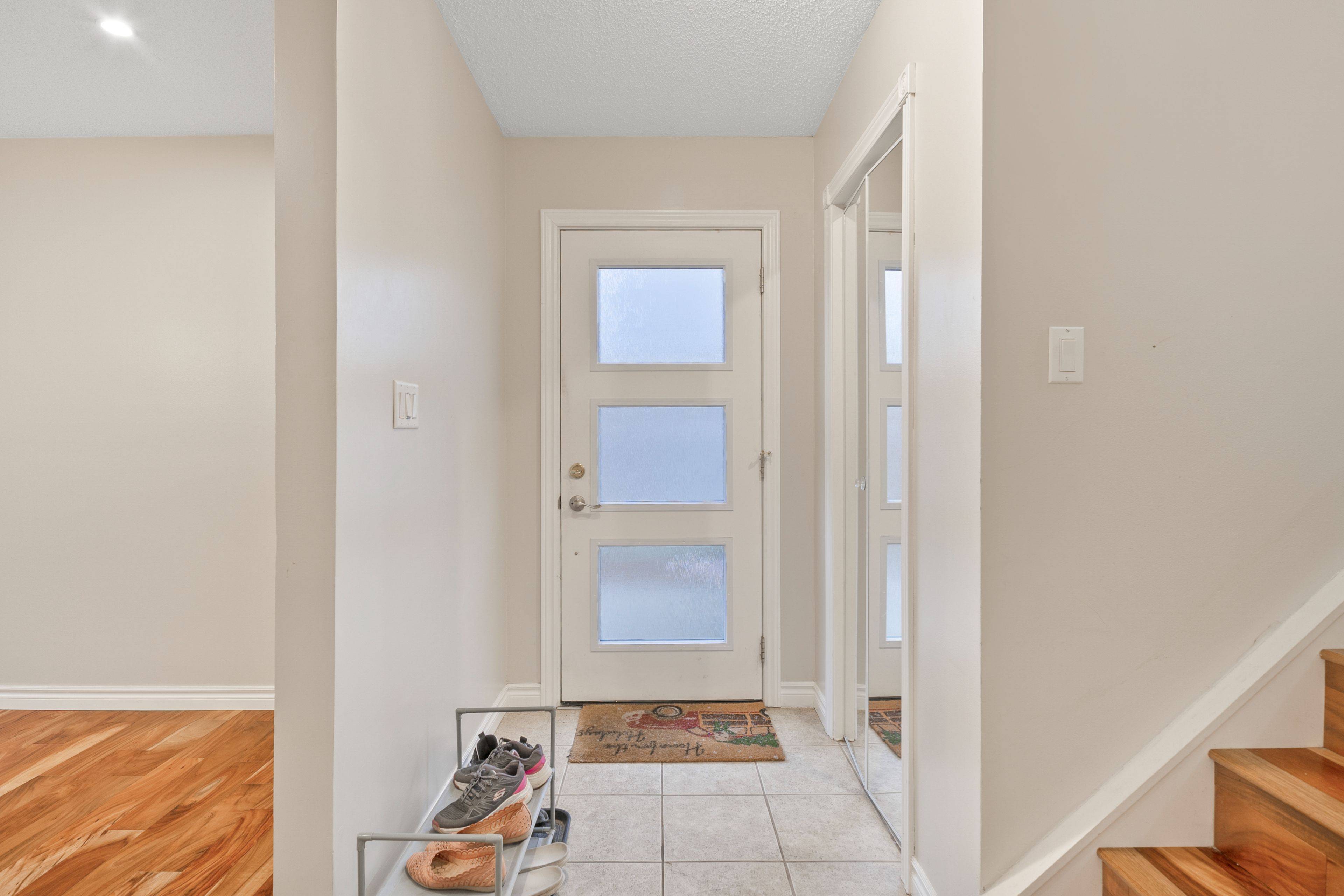 Niagara Falls, ON L2H 2G5,6190 CHARNWOOD AVE