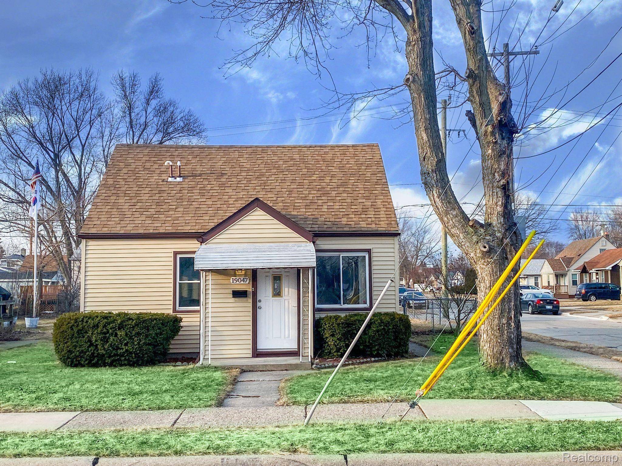 Roseville, MI 48066,19047 MEIER