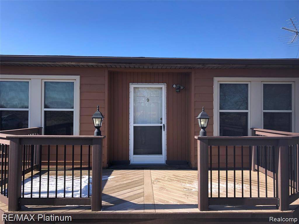 Linden, MI 48451,10159 SILVER LAKE RD