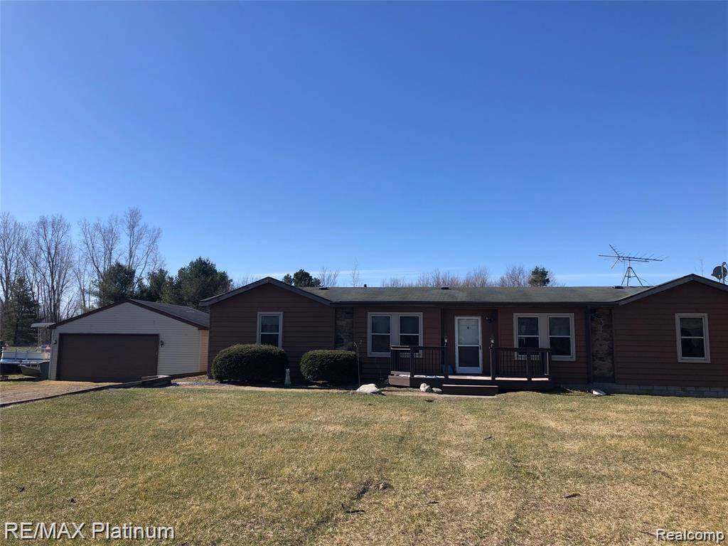 Linden, MI 48451,10159 SILVER LAKE RD