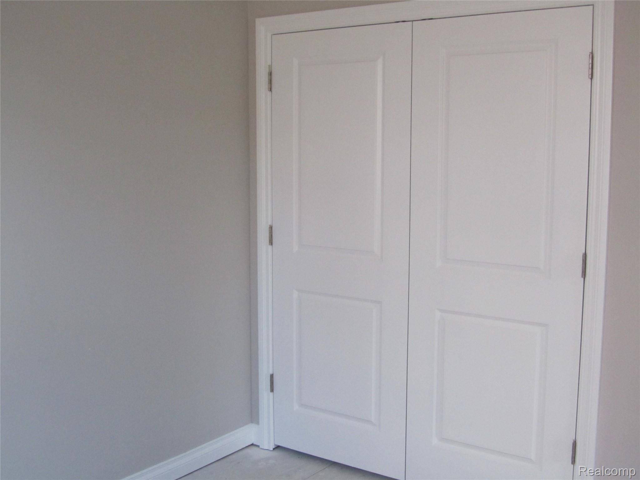 Brownstown, MI 48174,25881 King RD