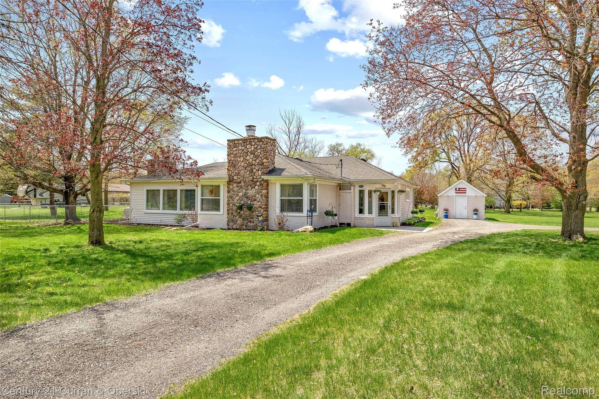 Belleville, MI 48111,23260 KARR RD