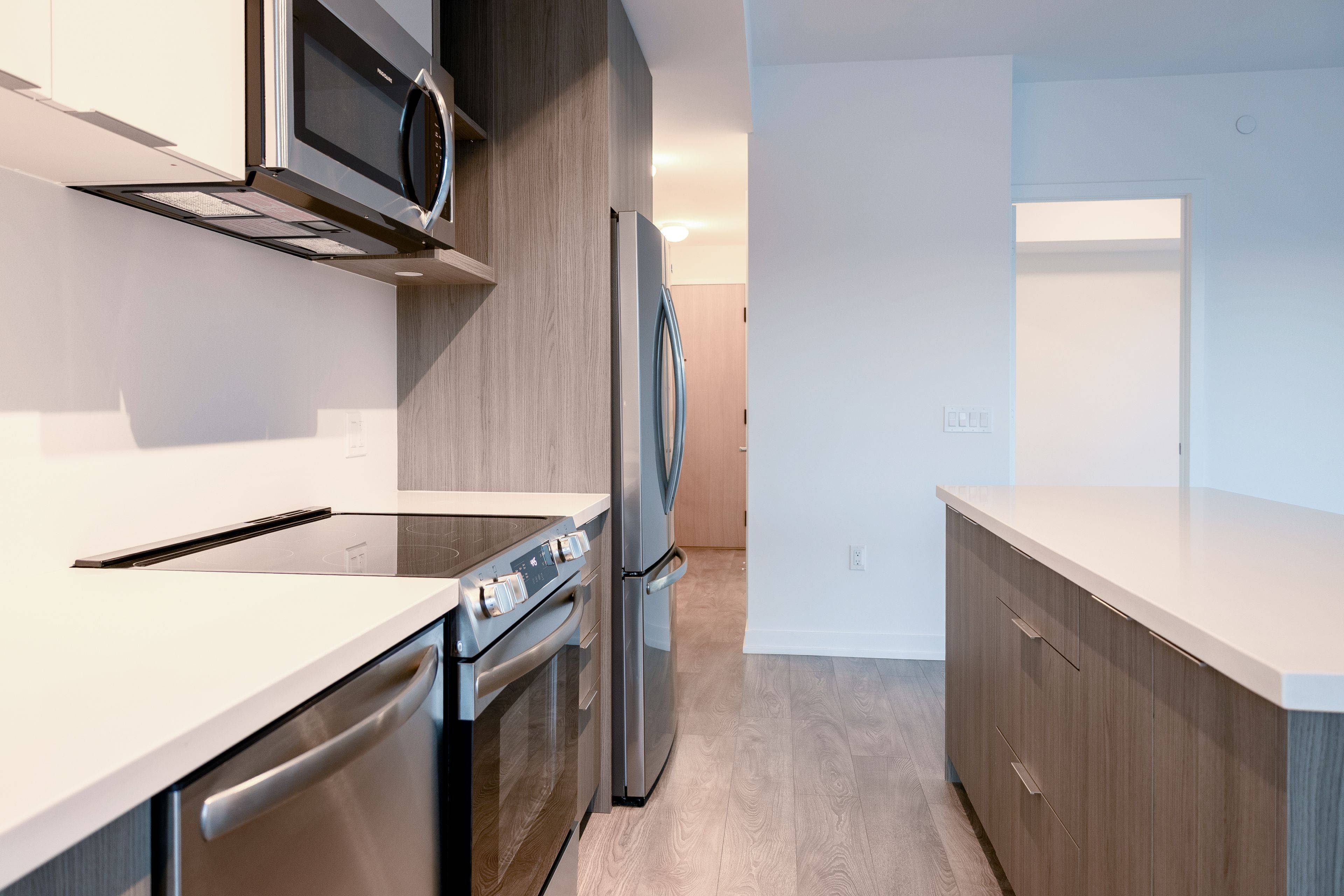 Innisfil, ON L9S 0J7,333 Sunseeker AVE #317