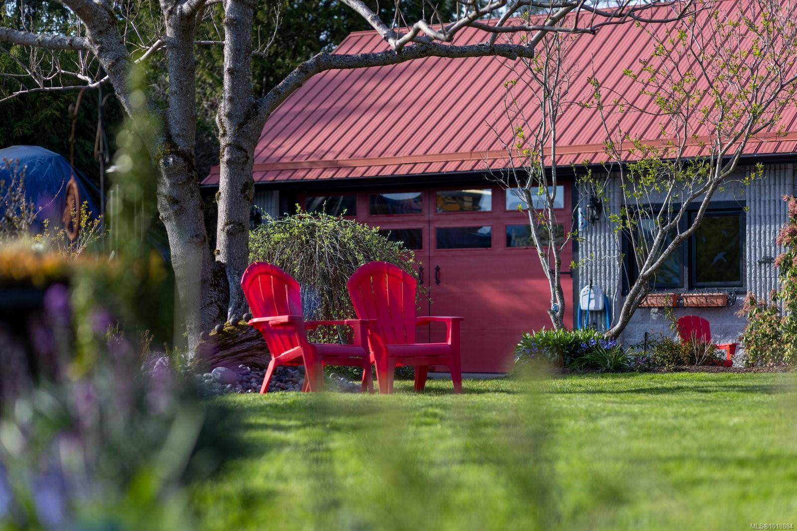 North Saanich, BC V8L 5P1,10807 Madrona Dr