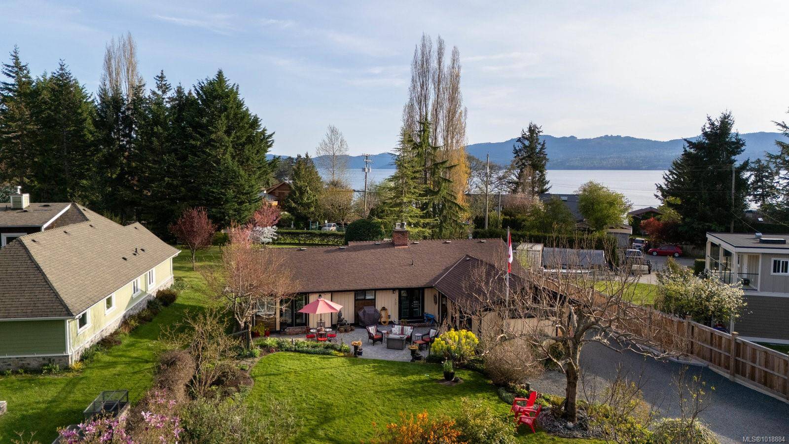 North Saanich, BC V8L 5P1,10807 Madrona Dr