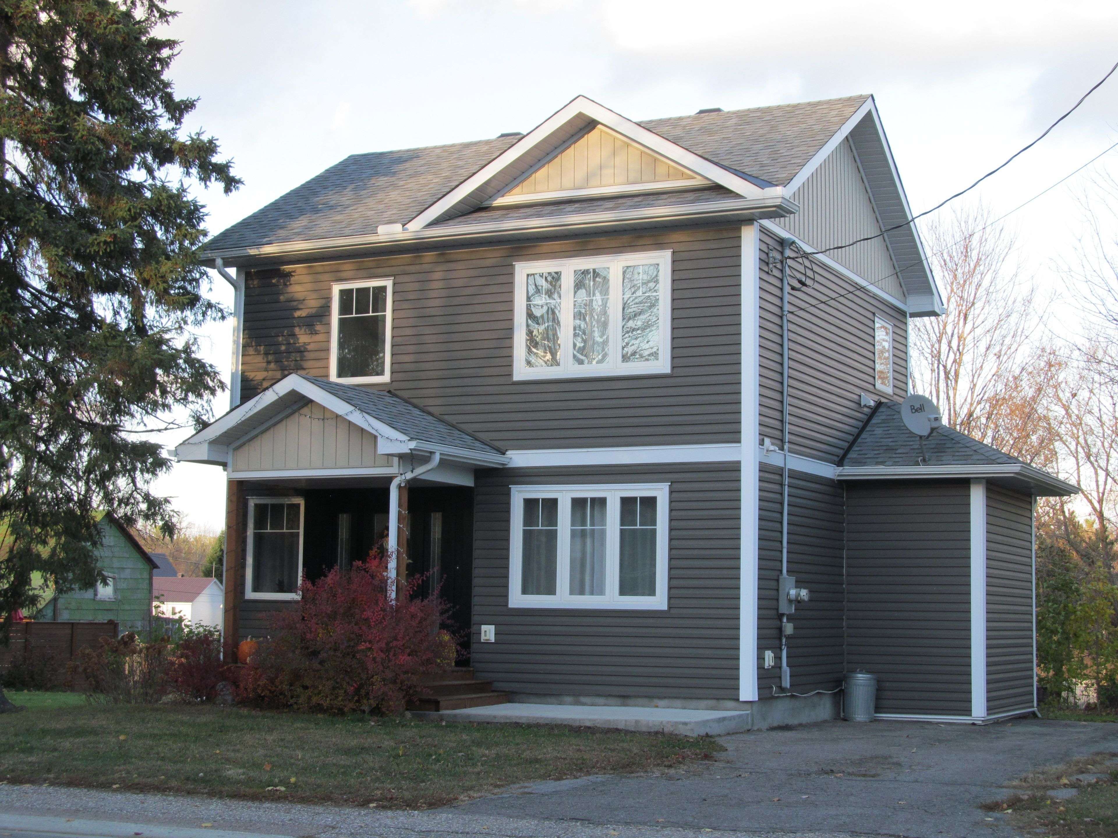 Mcnab/braeside, ON K0A 3L0,20 Burnstown RD W