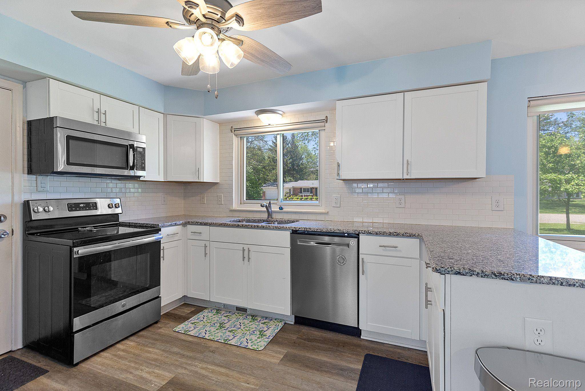 West Bloomfield, MI 48322,7271 STONEBROOK RD