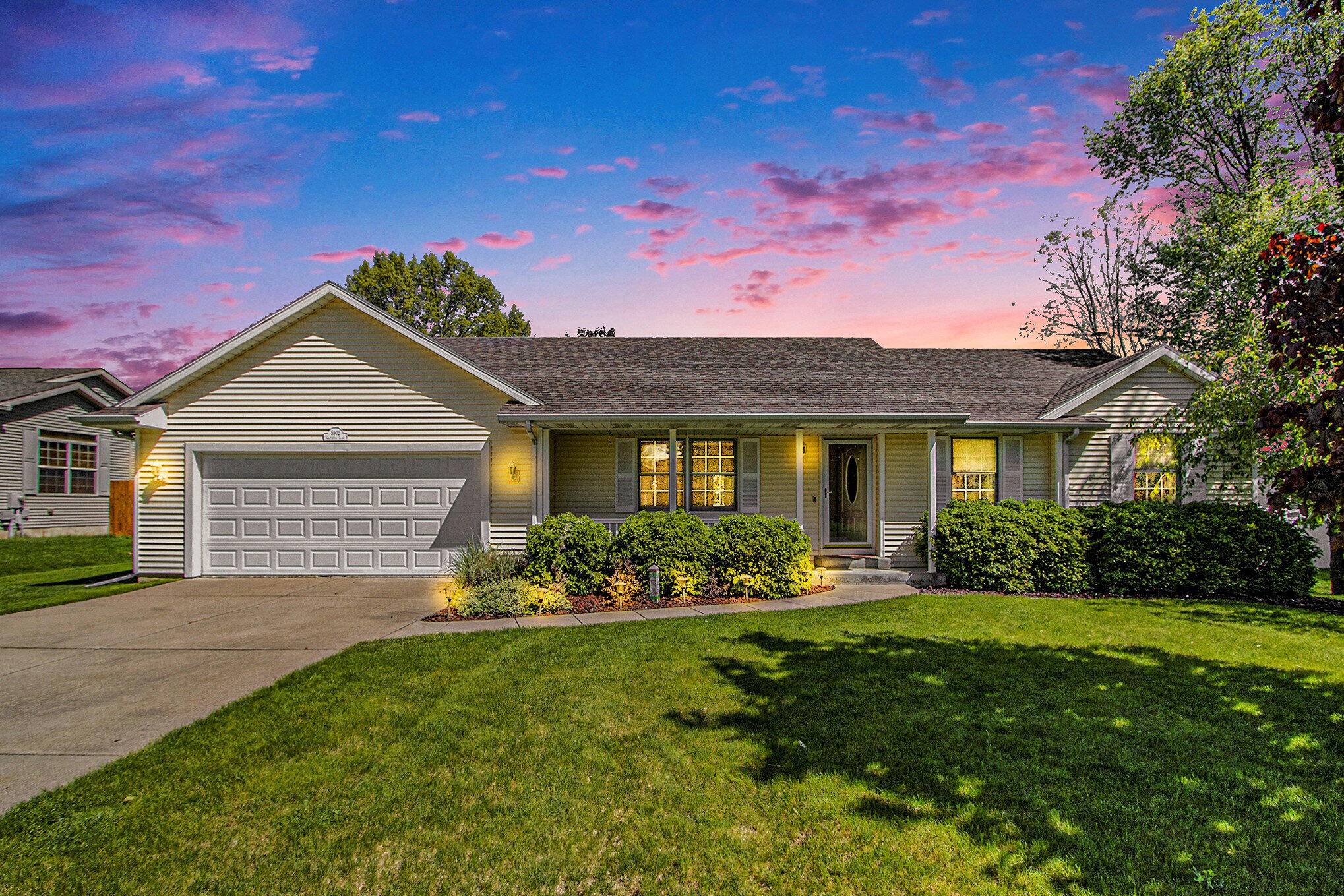 Kalamazoo, MI 49009,5902 Castleton LN