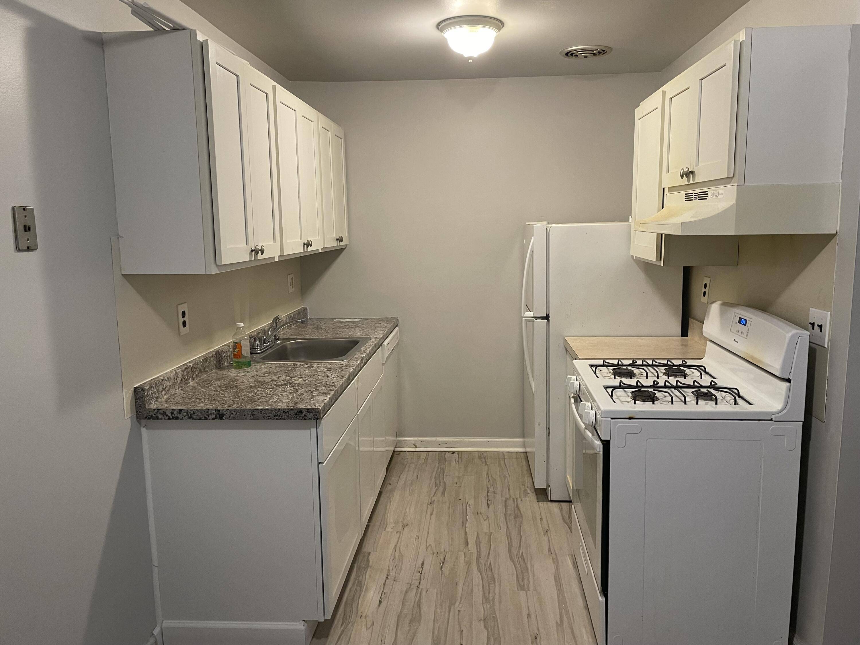 Clinton Twp, MI 48038,38272 FAIRWAY CT