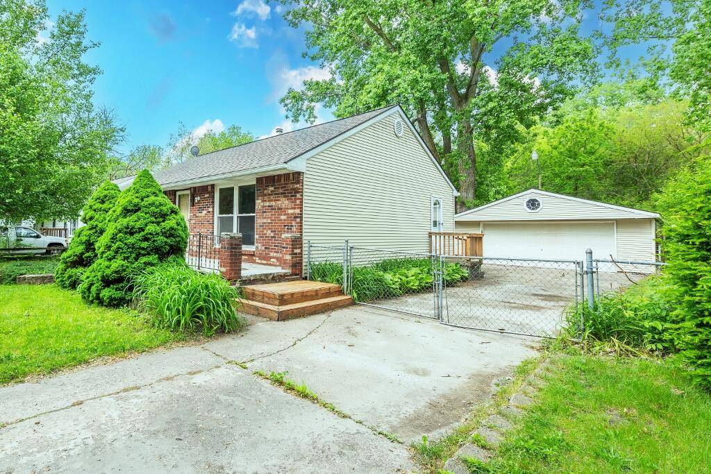 Ypsilanti, MI 48198,42 Ohio ST