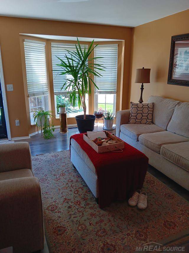 Harrison Twp, MI 48045,28091 Maple Forest W