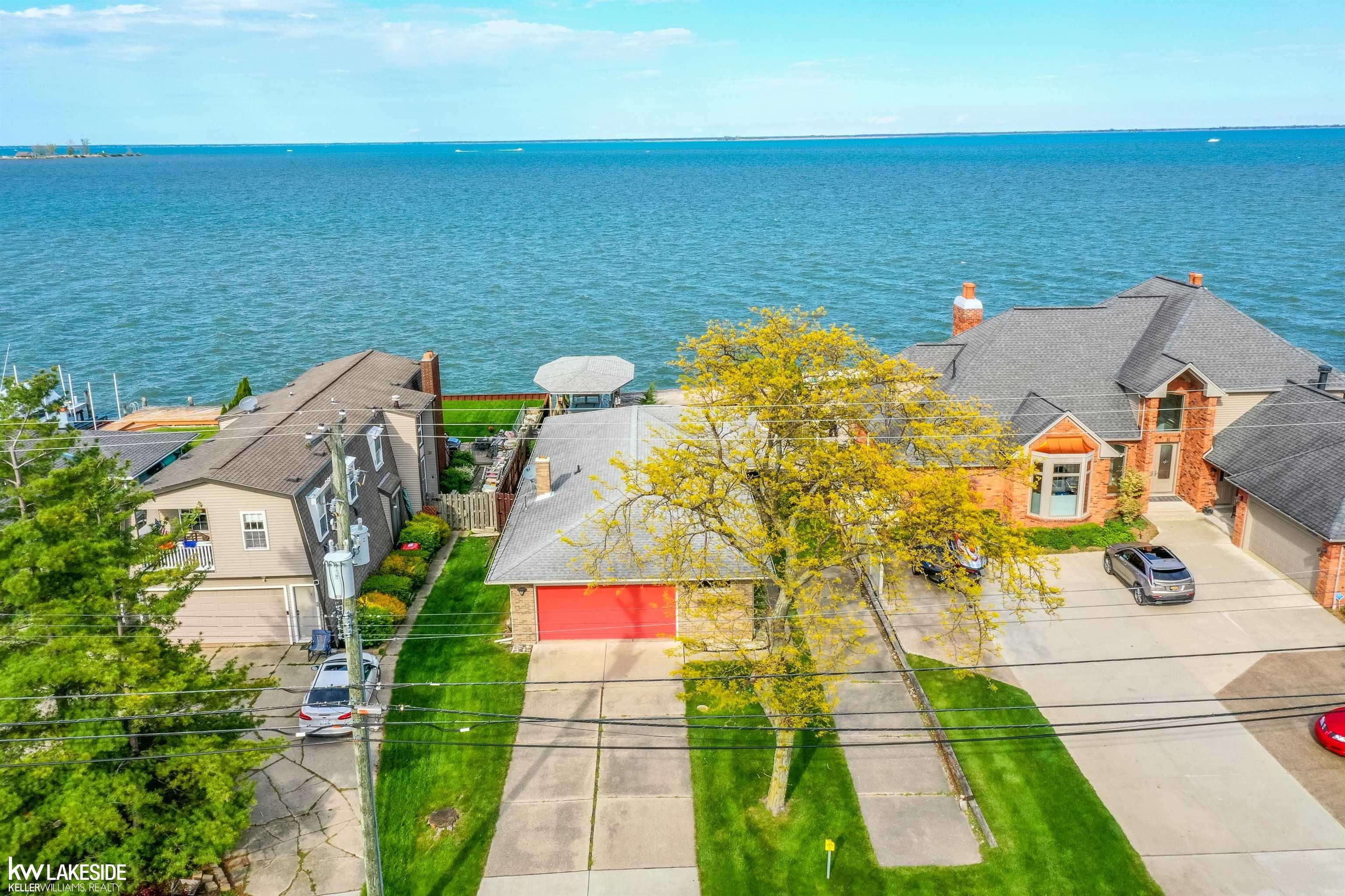 Harrison Twp, MI 48045,38446 Lakeshore