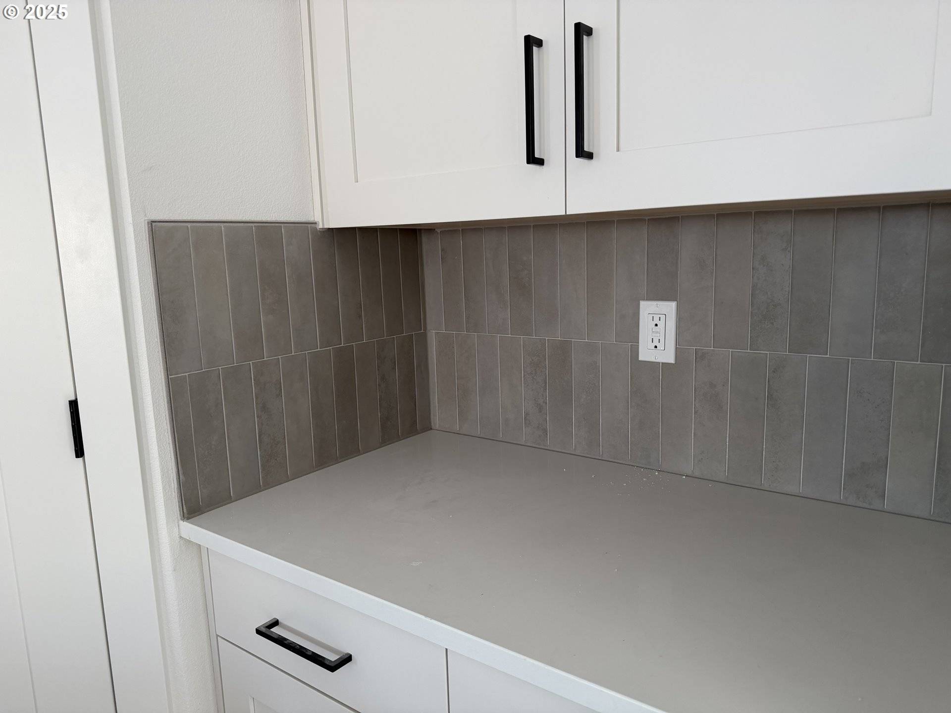 Canby, OR 97013,952 NE 17th AVE