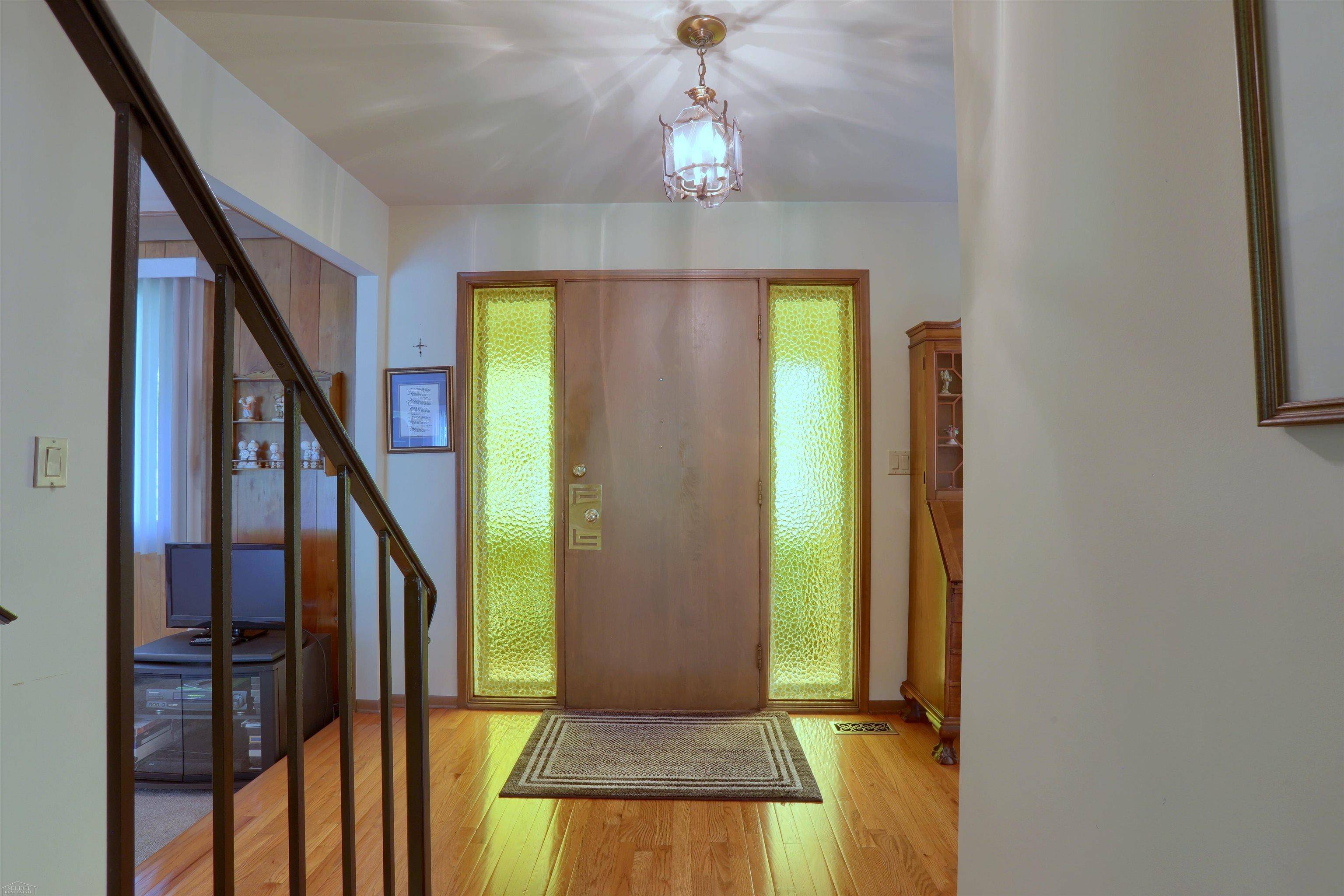 Rochester Hills, MI 48309,1488 Biggers RD