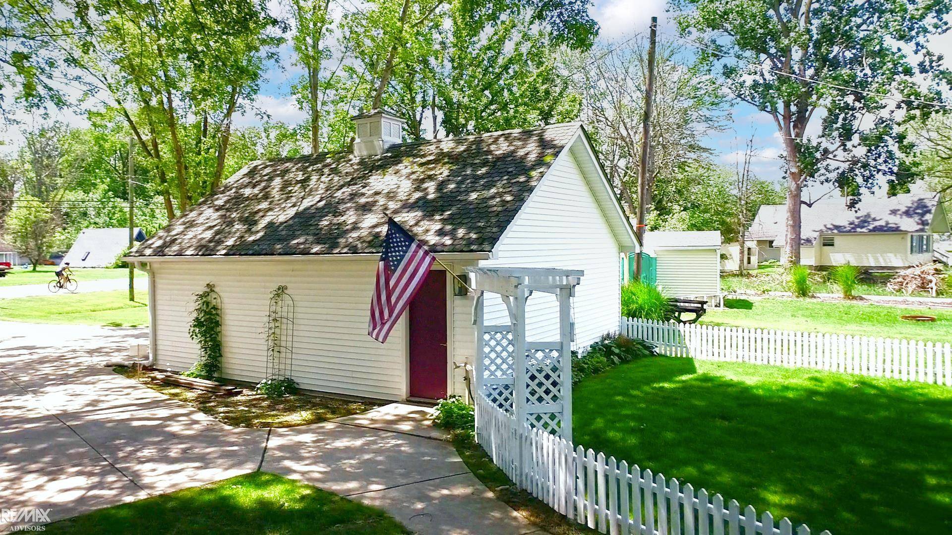 Harsens Island, MI 48028,2100 North Channel DR