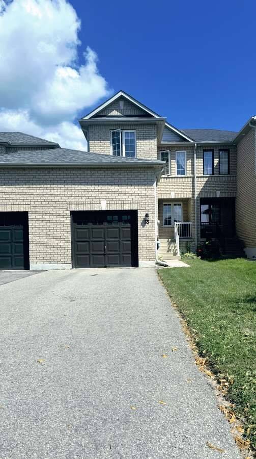 Barrie, ON L4N 0W8,35 Ridwell ST