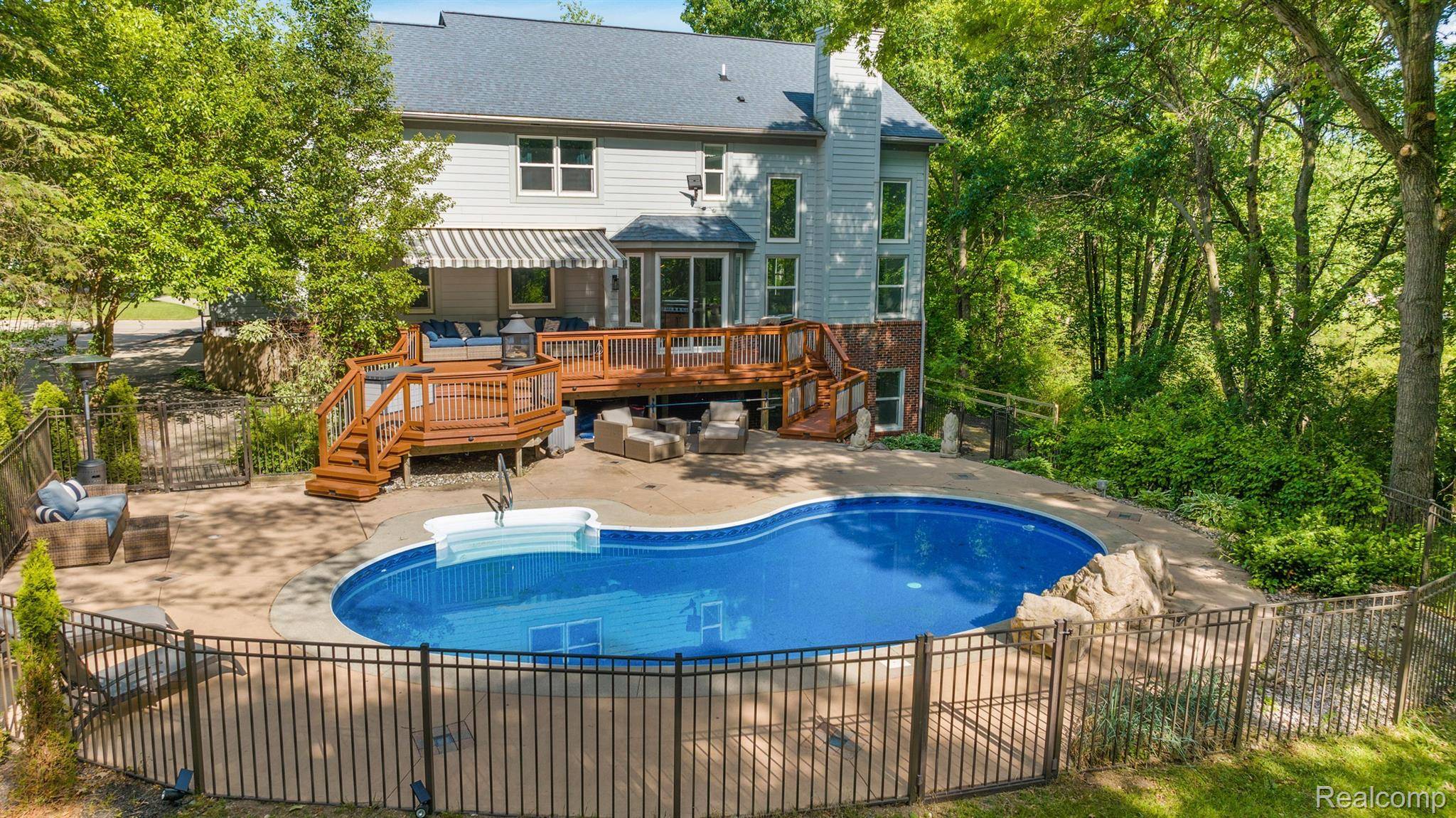 Lake Orion, MI 48362,275 INDIAN TRL