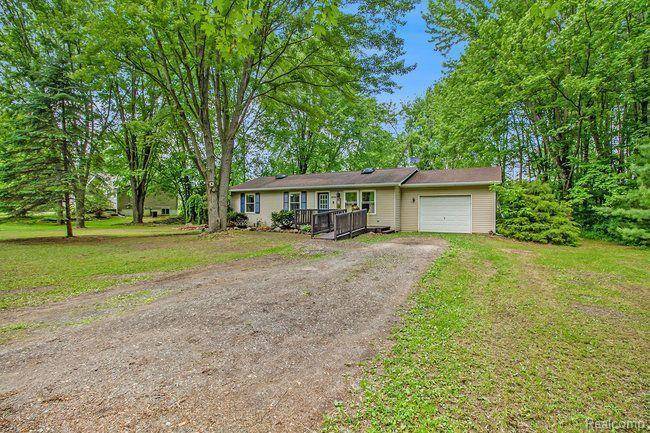 Fowlerville, MI 48836,8696 Sargent RD