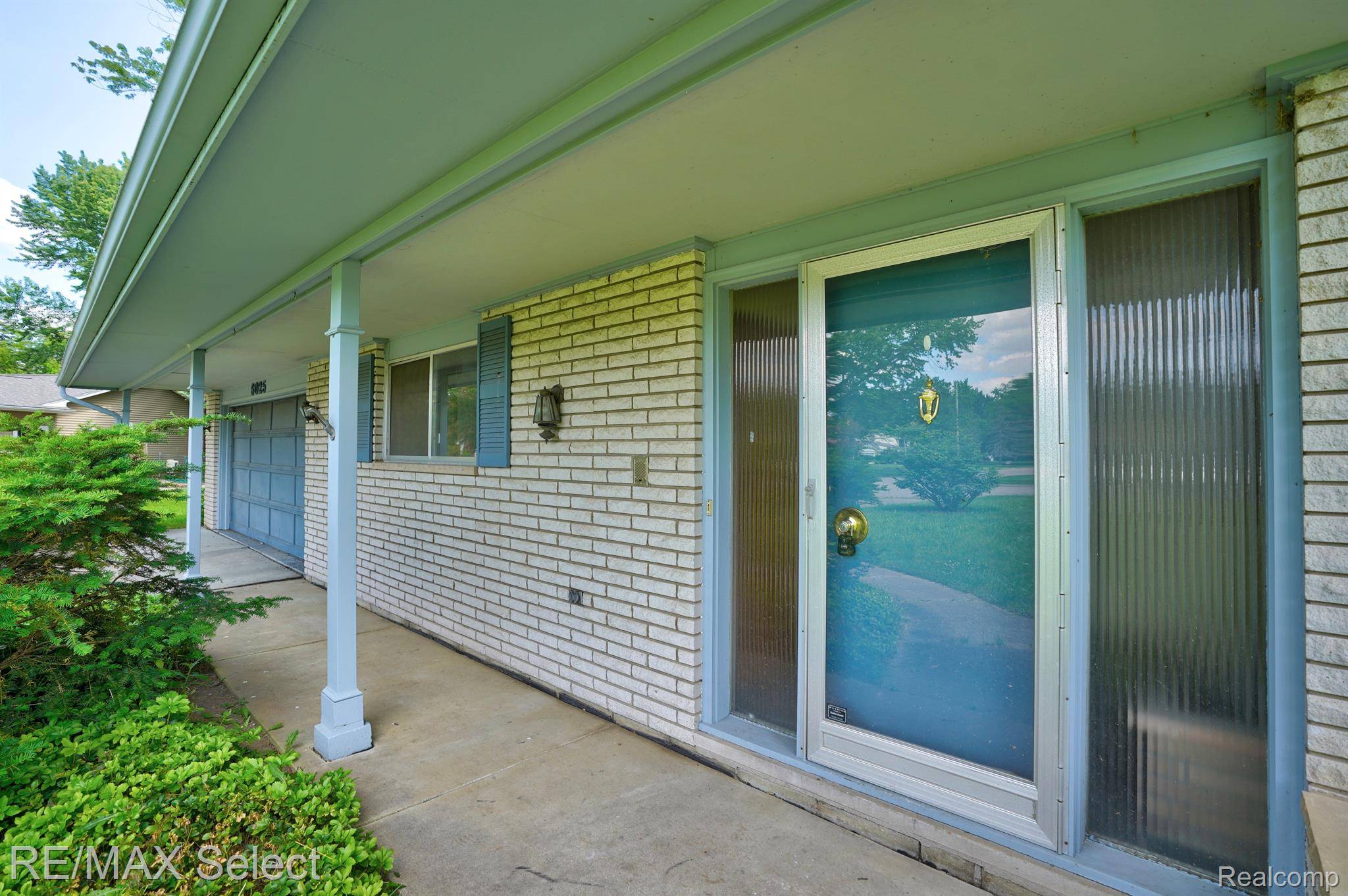 Flint, MI 48532,6025 LANCASTER DR