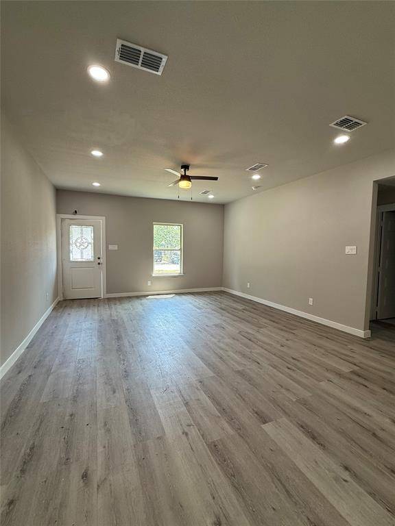 Dallas, TX 75227,7207 Toland Street