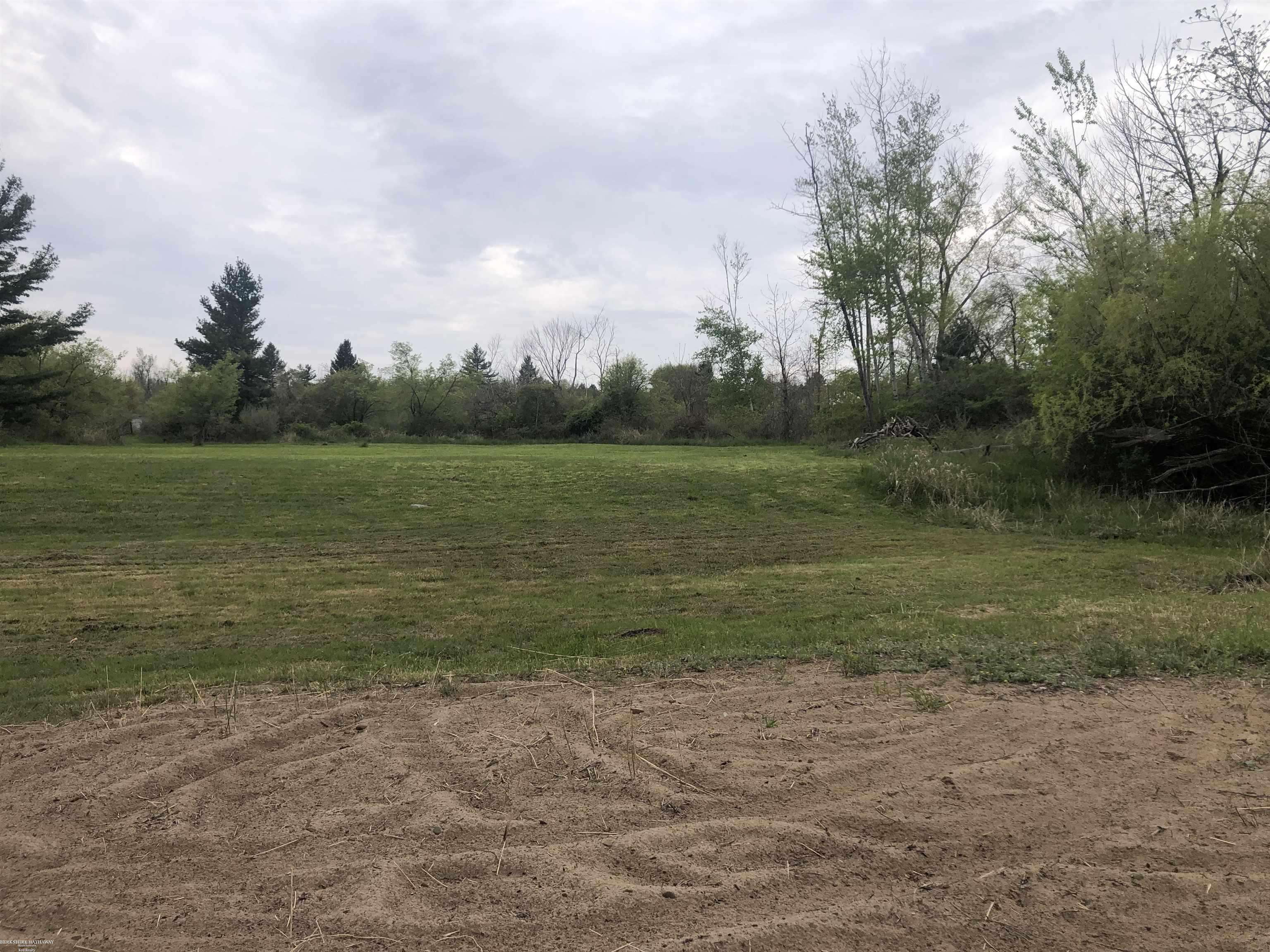 Harbor Beach, MI 48441,Vacant Land N Lakeshore RD